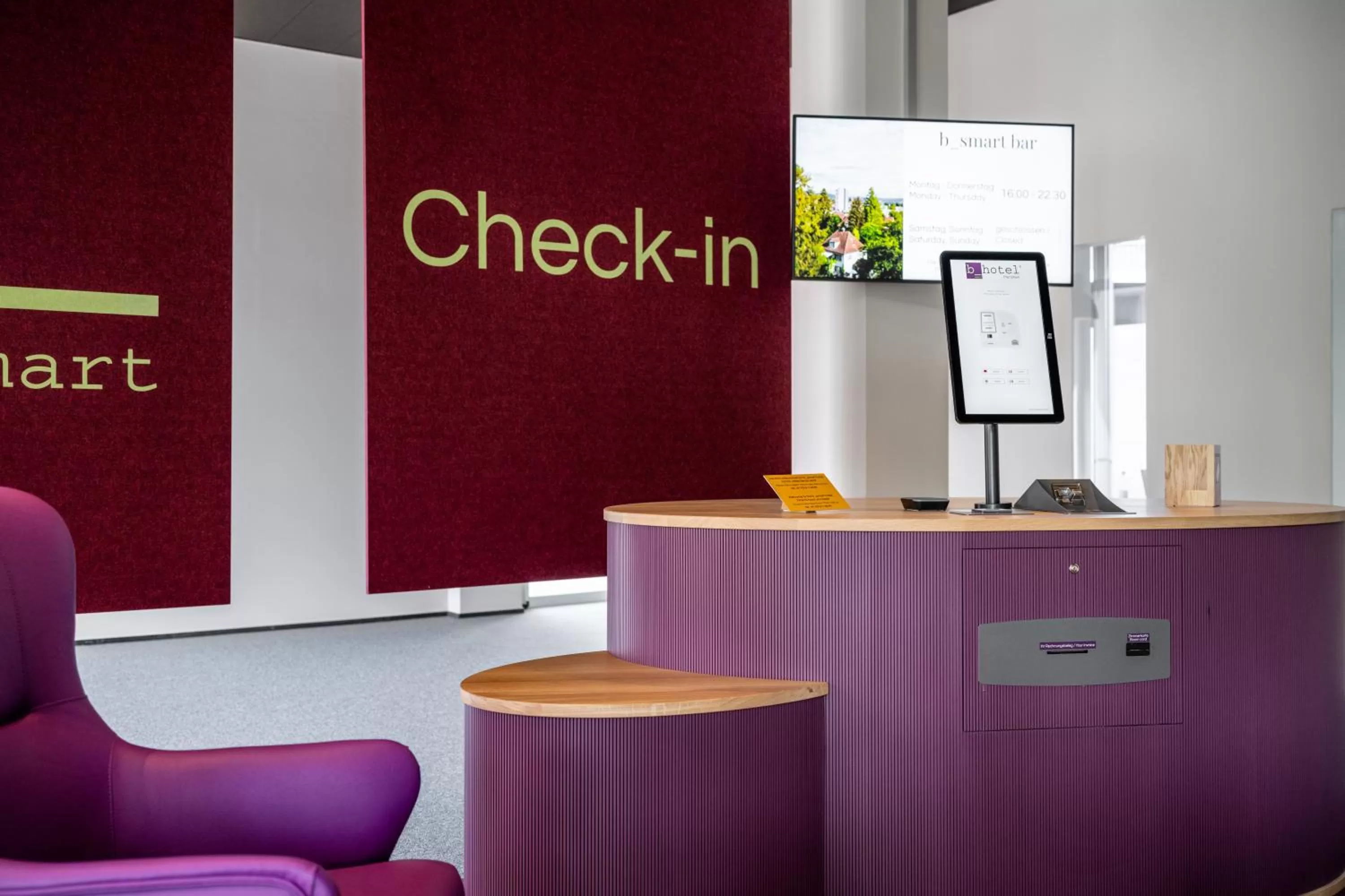 Lobby or reception in b-smart hotel Menziken