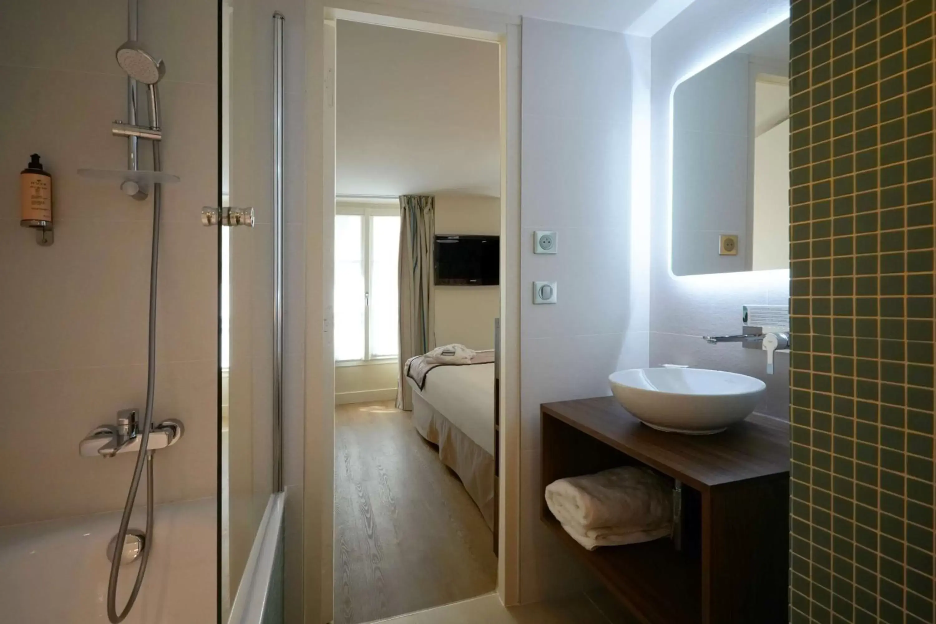 Bedroom, Bathroom in Hôtel Littéraire Arthur Rimbaud, BW Signature Collection