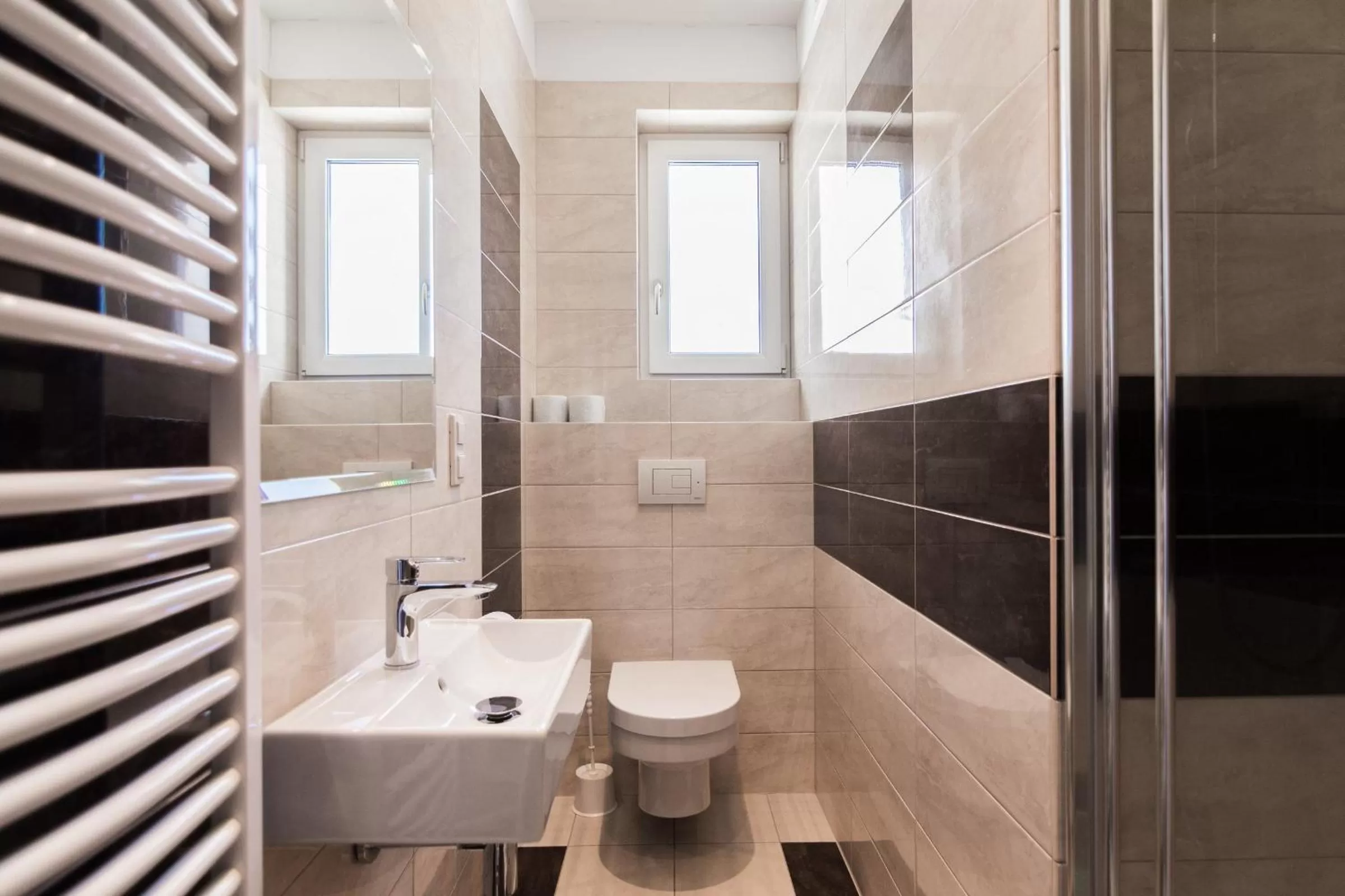 Bathroom in Resident Rene