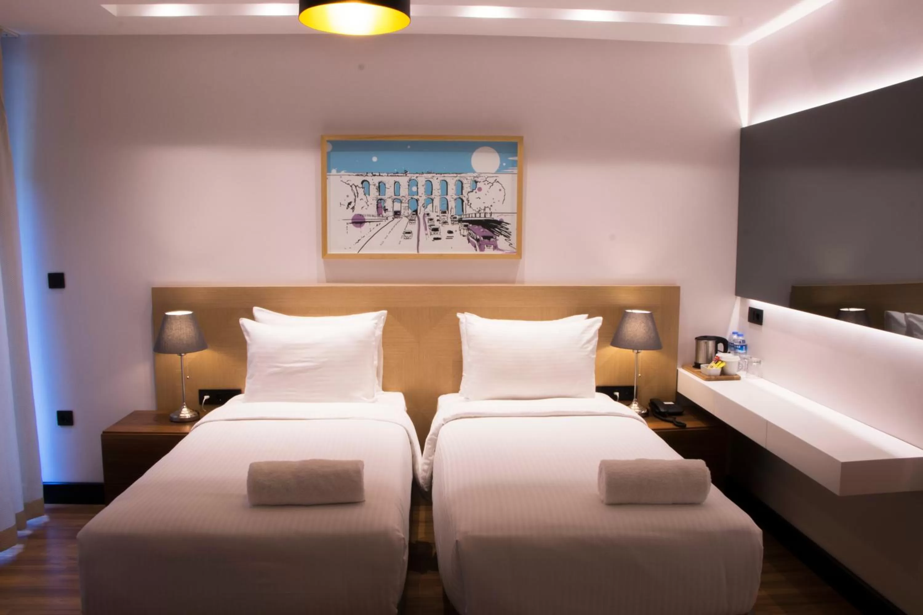 Photo of the whole room, Bed in Four-G Hotel