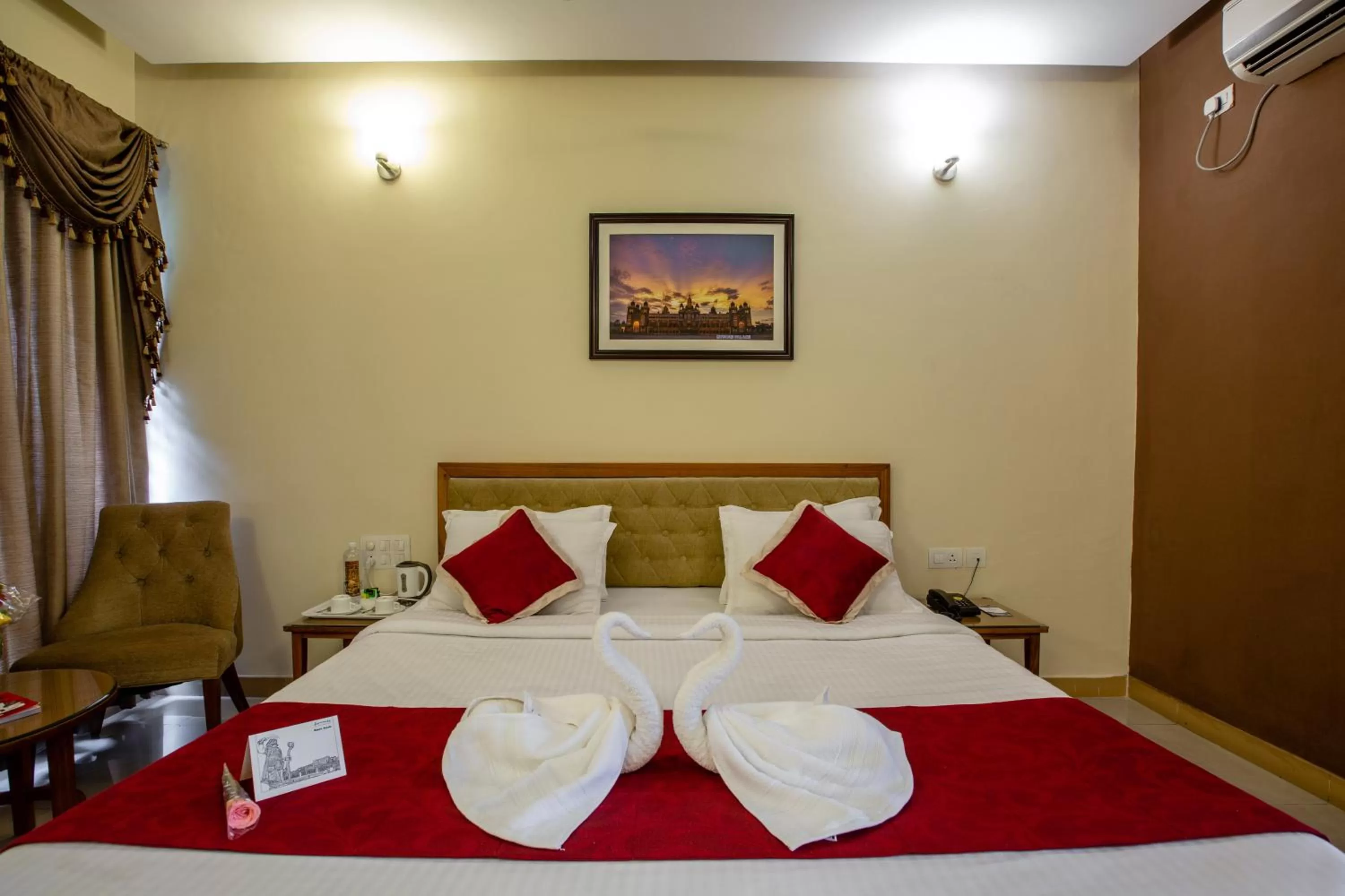 Bed in KSTDC Hotel Mayura Hoysala, Mysore