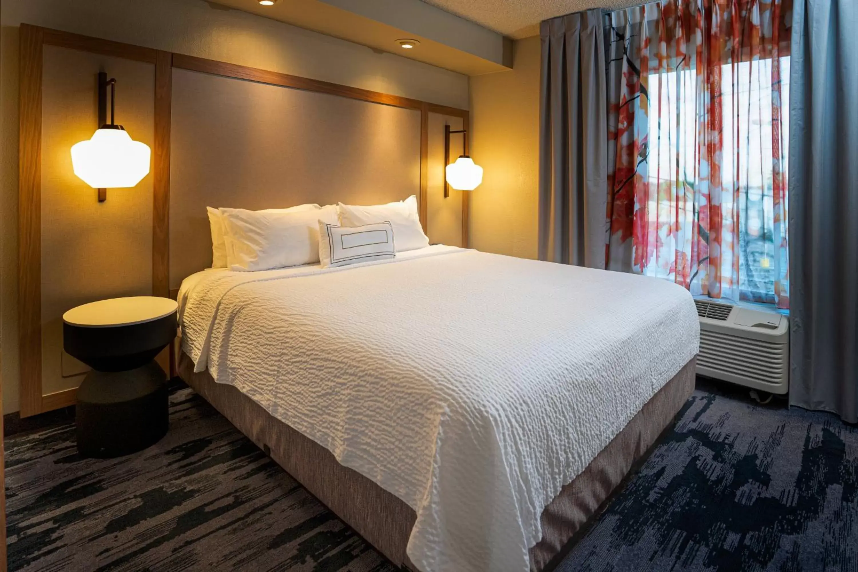 Bedroom, Bed in Fairfield Inn & Suites Laredo