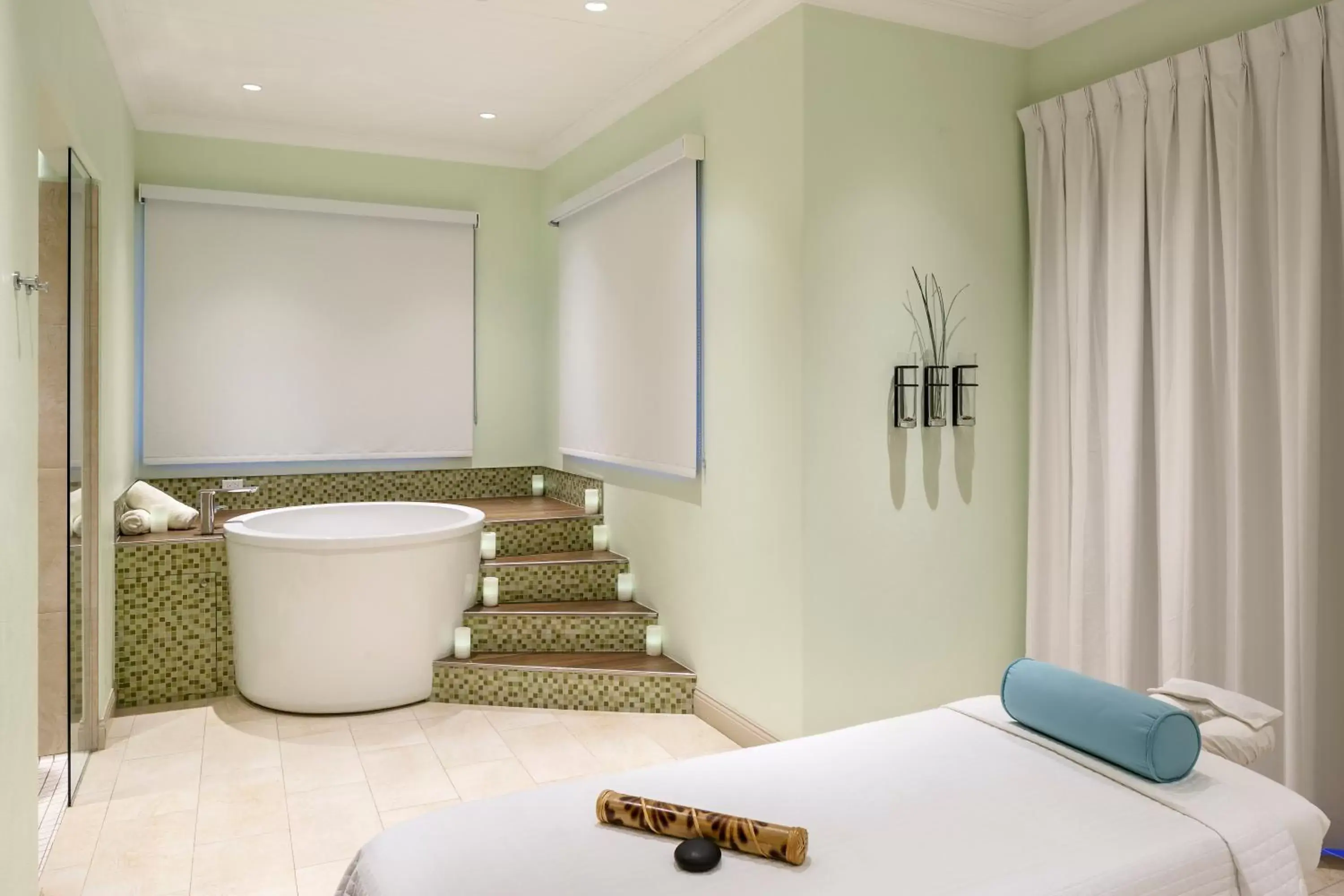 Spa and wellness centre/facilities, Bed in Windjammer Landing Resort and Residences Spa and wellness centre/facilities, Bed in Windjammer Landing Resort and Residences