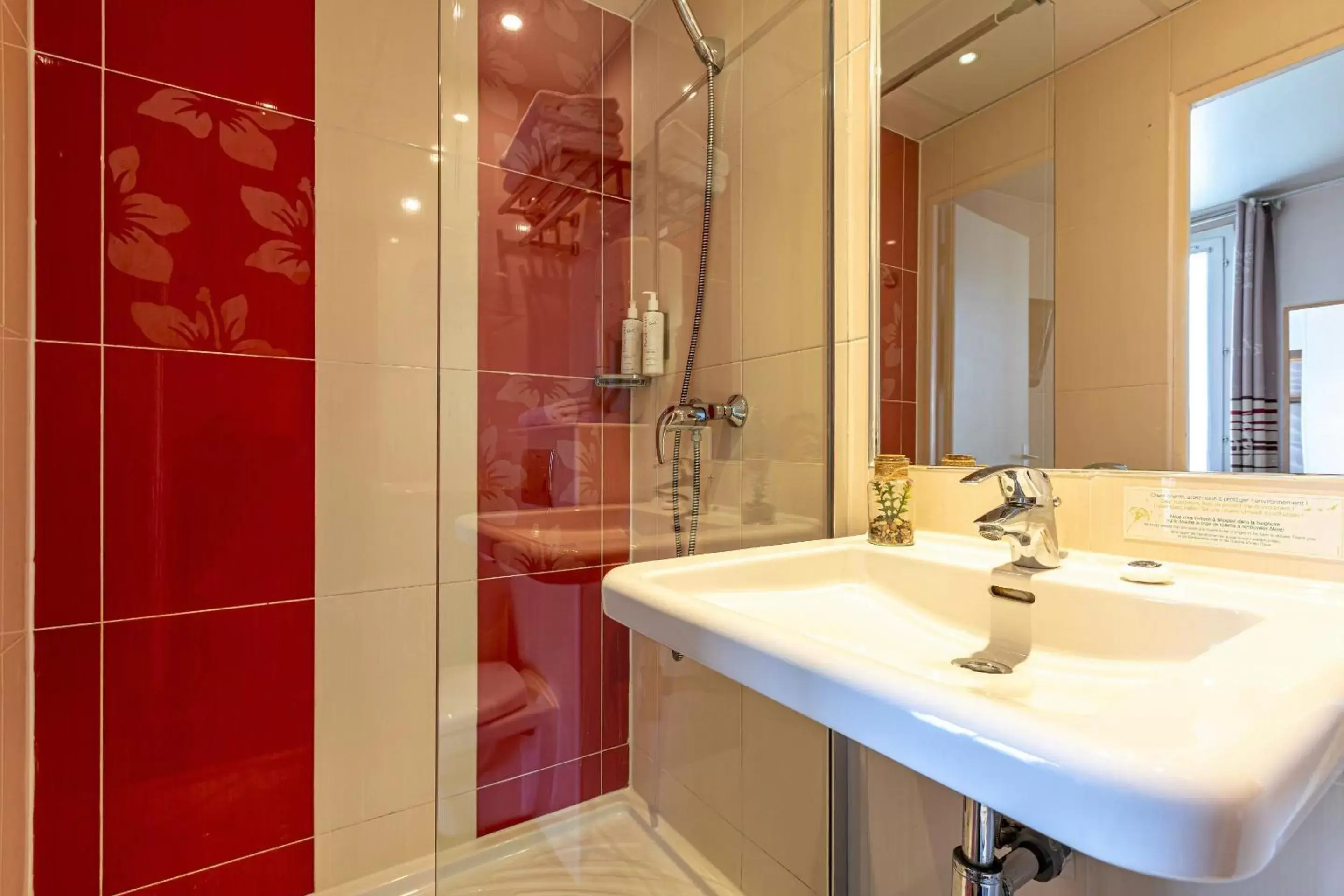 Shower, Bathroom in Hotel Ariane Montparnasse by Patrick Hayat
