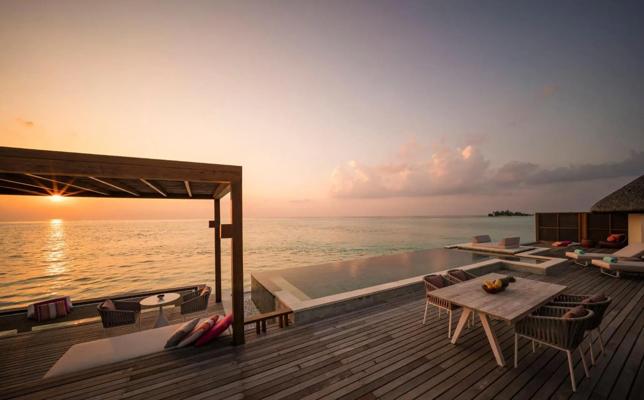 View (from property/room), Sunrise/Sunset in Four Seasons Resort Maldives at Kuda Huraa