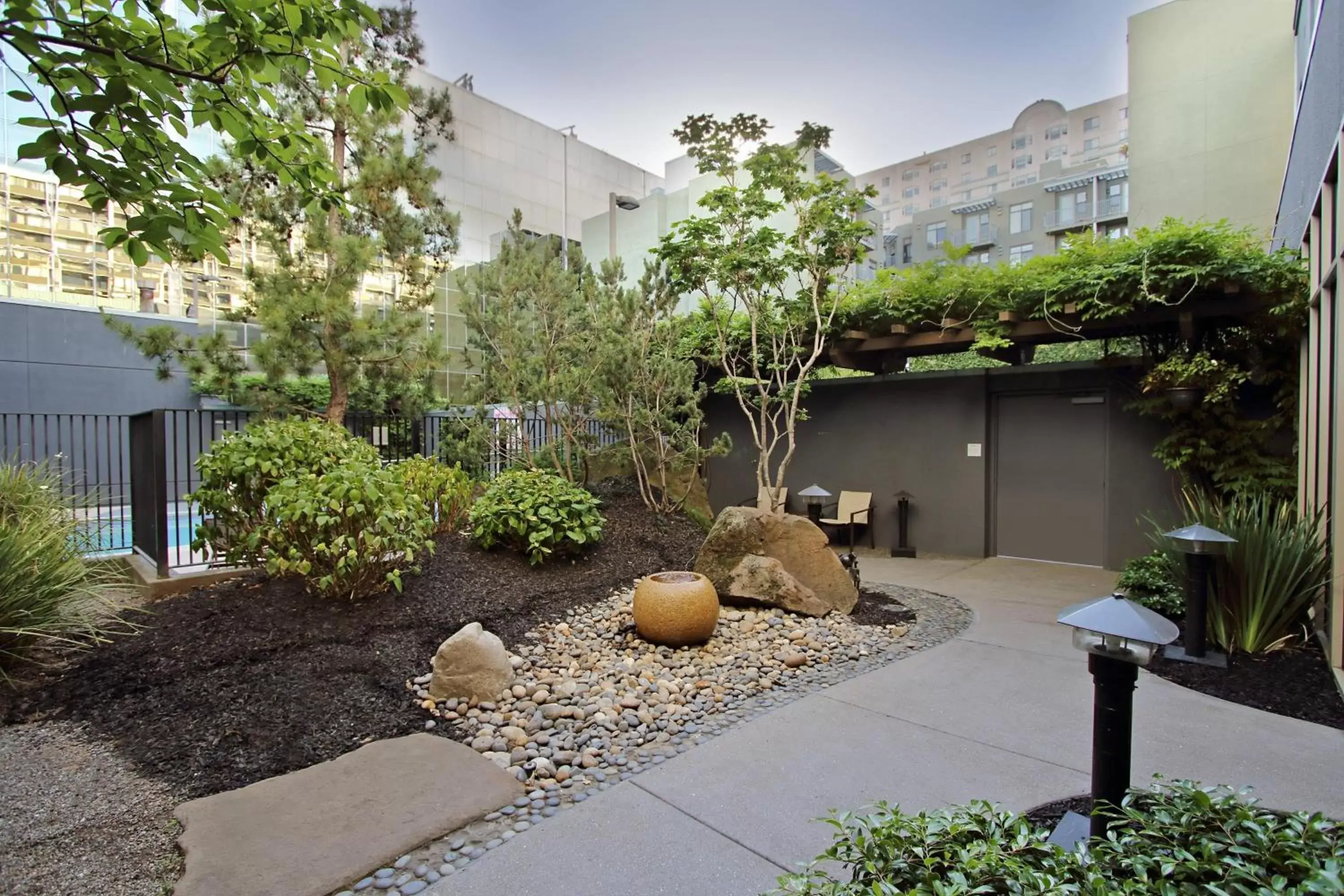 Property Building in Courtyard Oakland Downtown