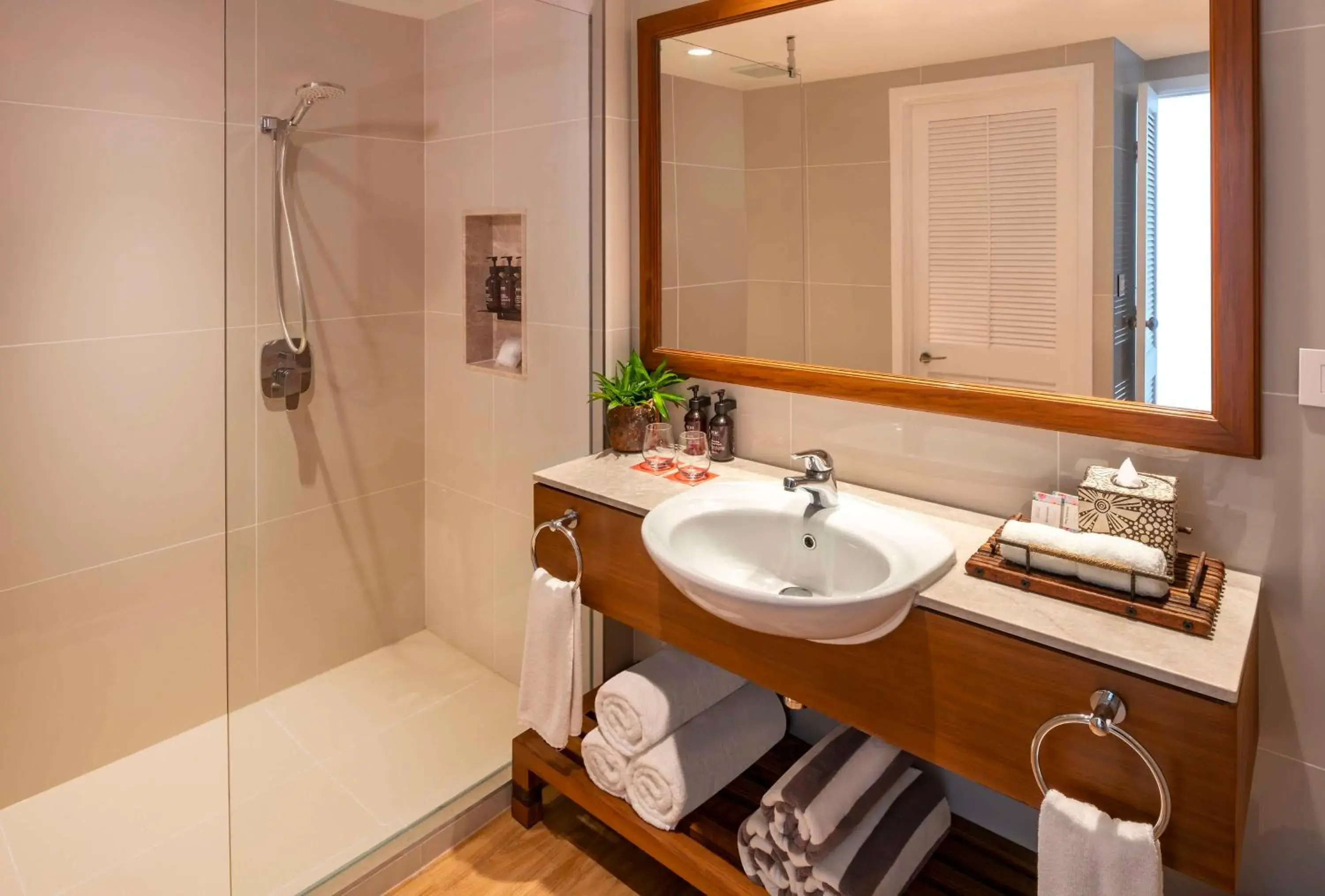 Bathroom in Outrigger Fiji Beach Resort