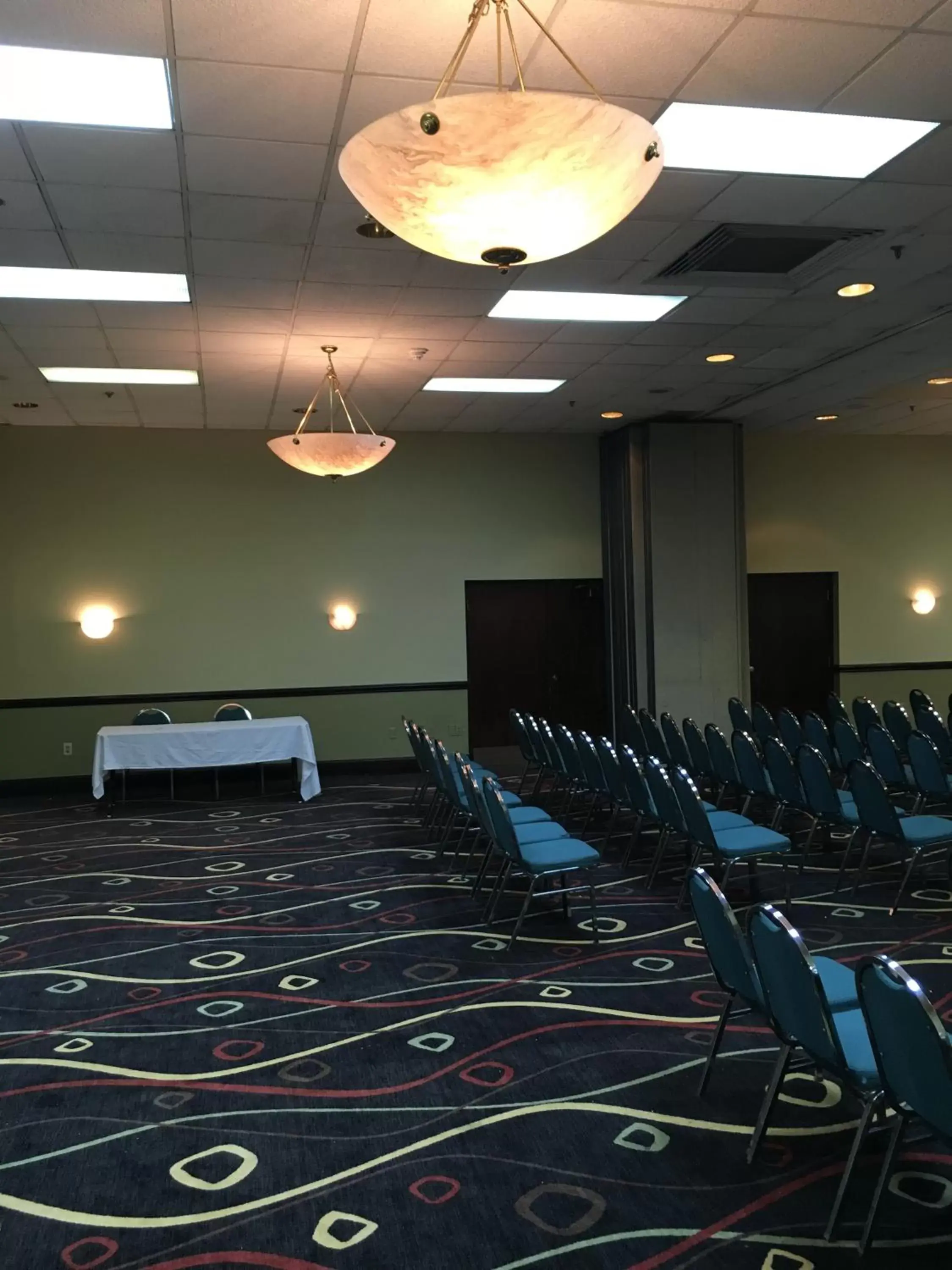 Banquet/Function facilities in Ramada Plaza by Wyndham Charlotte South End Airport