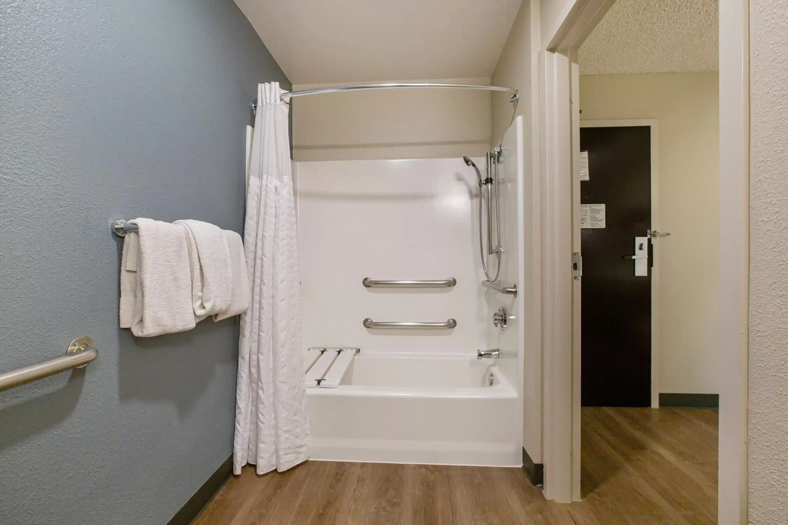 Bathroom in Extended Stay America Premier Suites - Union City - Dyer St