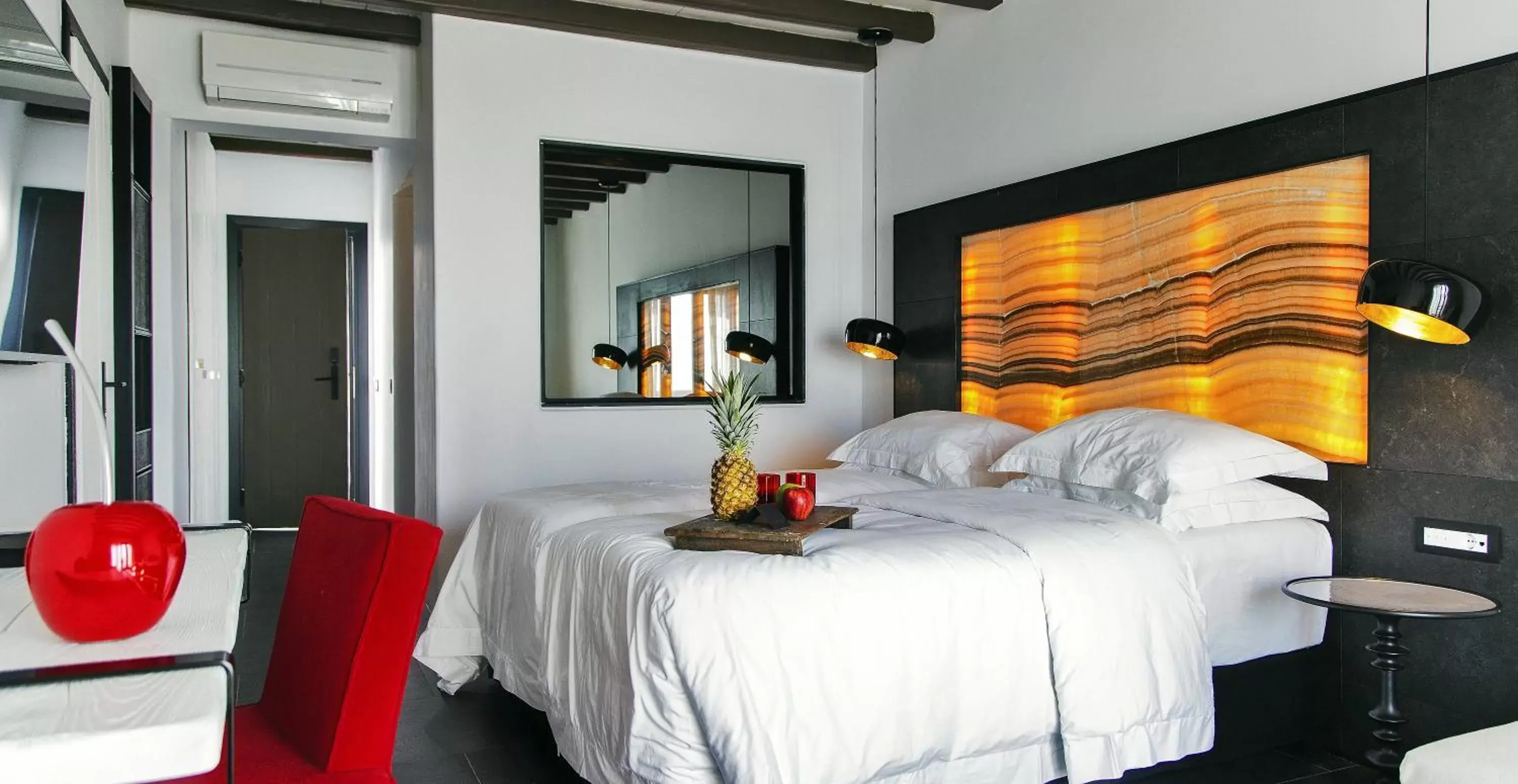 Bed in Myconian Avaton - Design Hotels