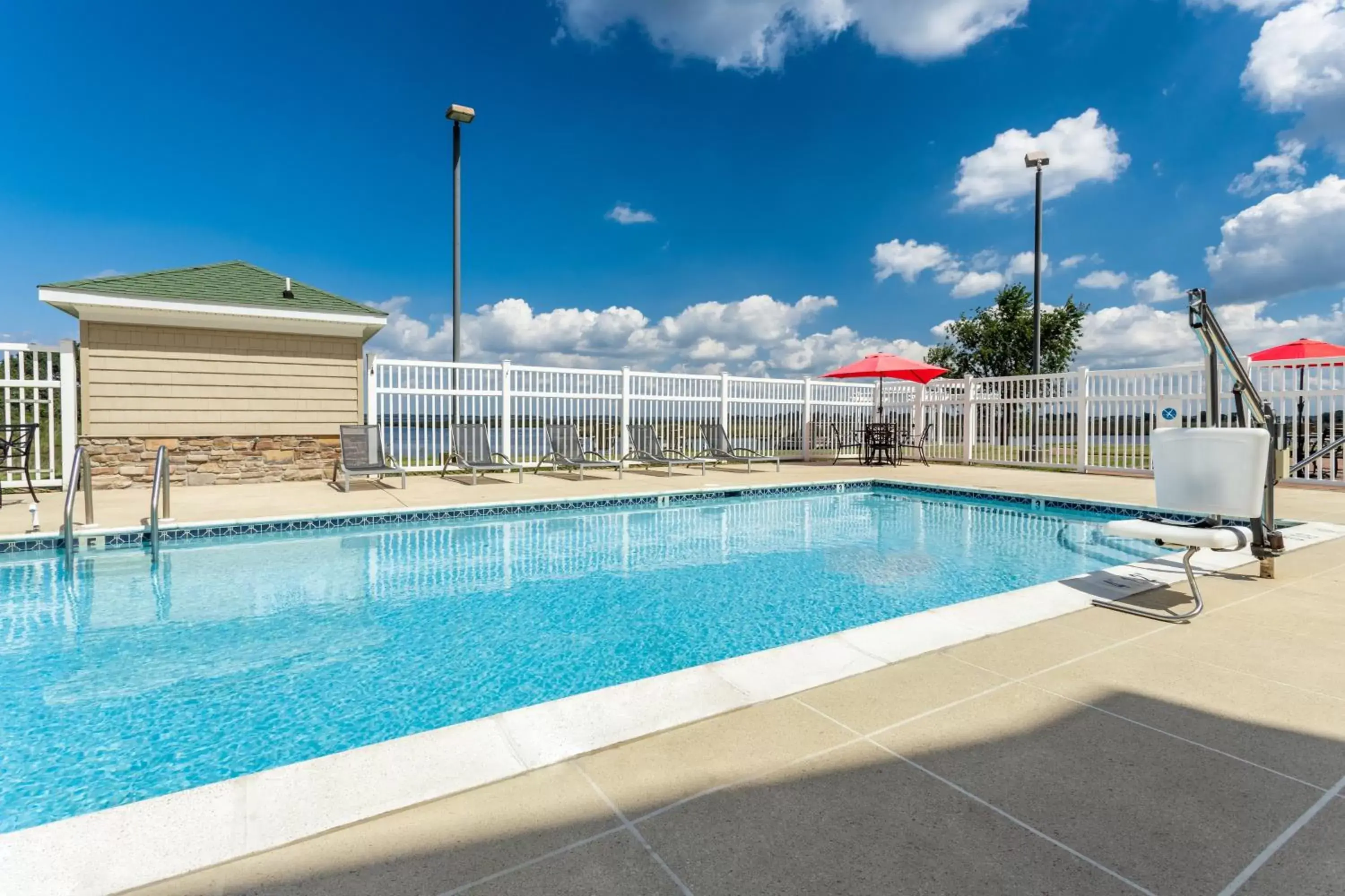 Swimming Pool in Holiday Inn Express Annapolis East-Kent Island, an IHG Hotel