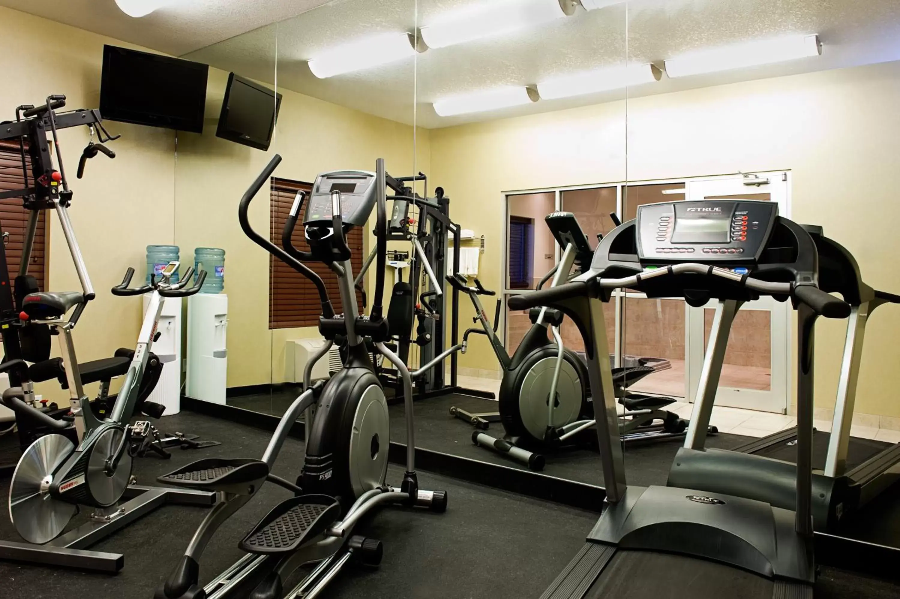 Spa and wellness centre/facilities in Holiday Inn Express & Suites Drayton Valley by IHG Spa and wellness centre/facilities in Holiday Inn Express & Suites Drayton Valley by IHG
