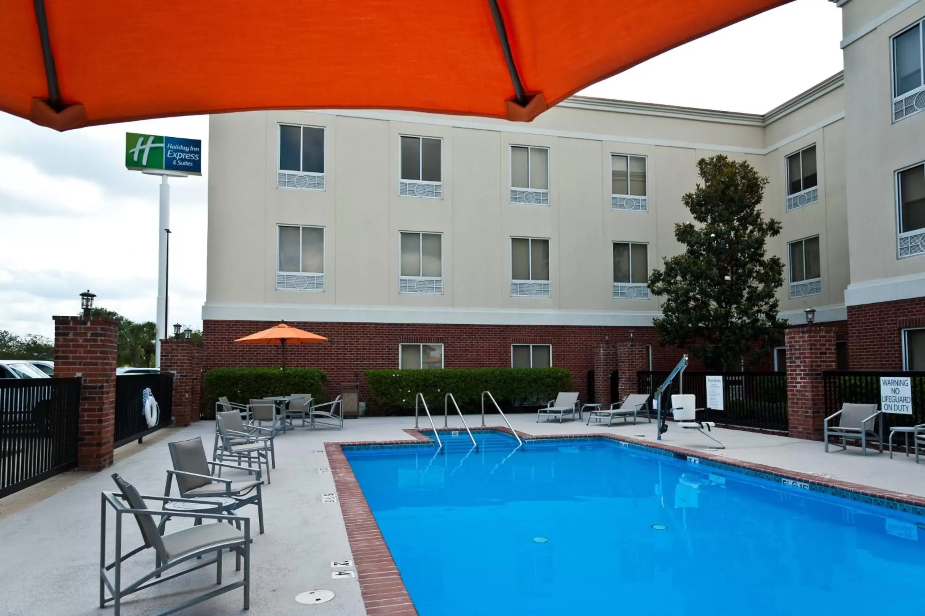 Swimming Pool in Holiday Inn Express Hotel & Suites Scott-Lafayette West, an IHG Hotel