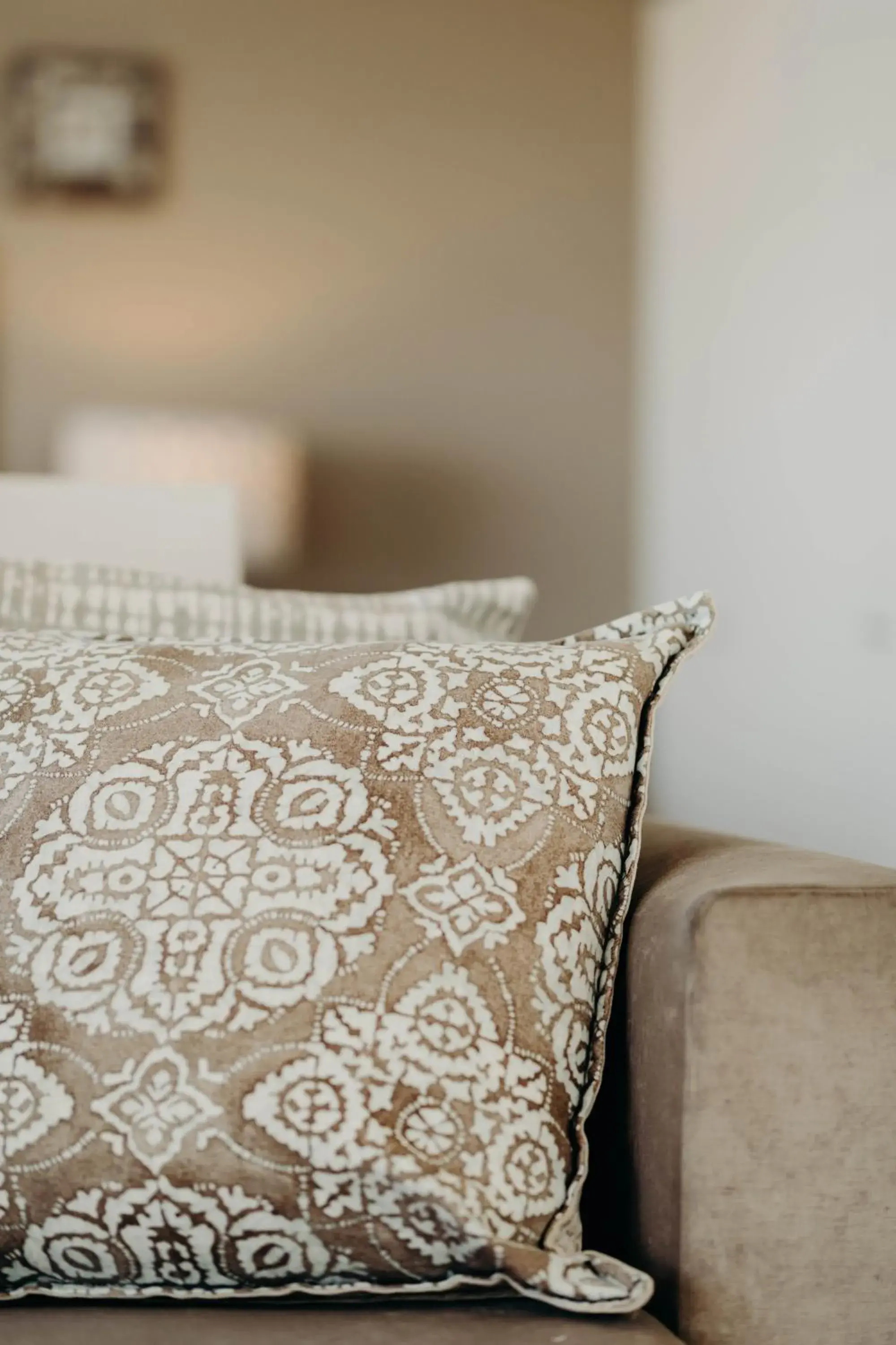 Decorative detail, Bed in Robberg Beach Lodge - Lion Roars Hotels & Lodges