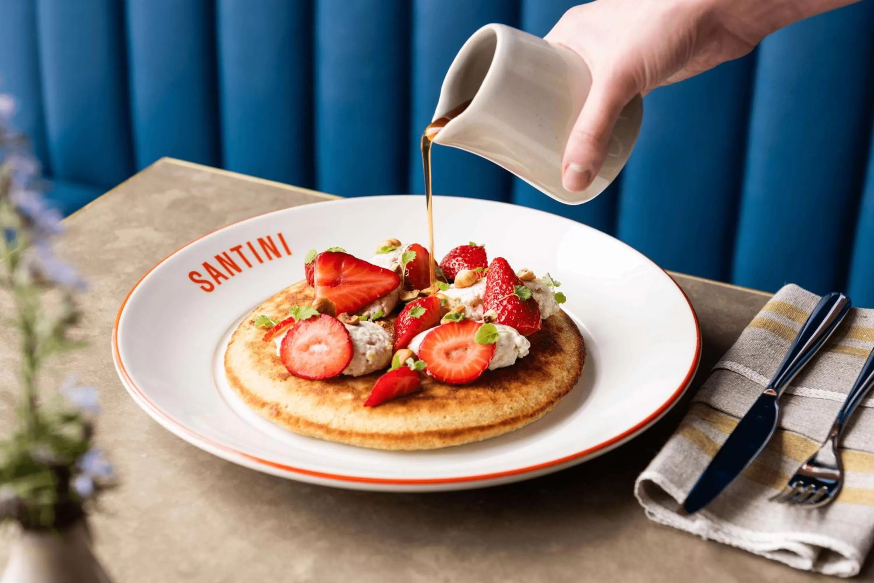 Restaurant/places to eat in QT Perth