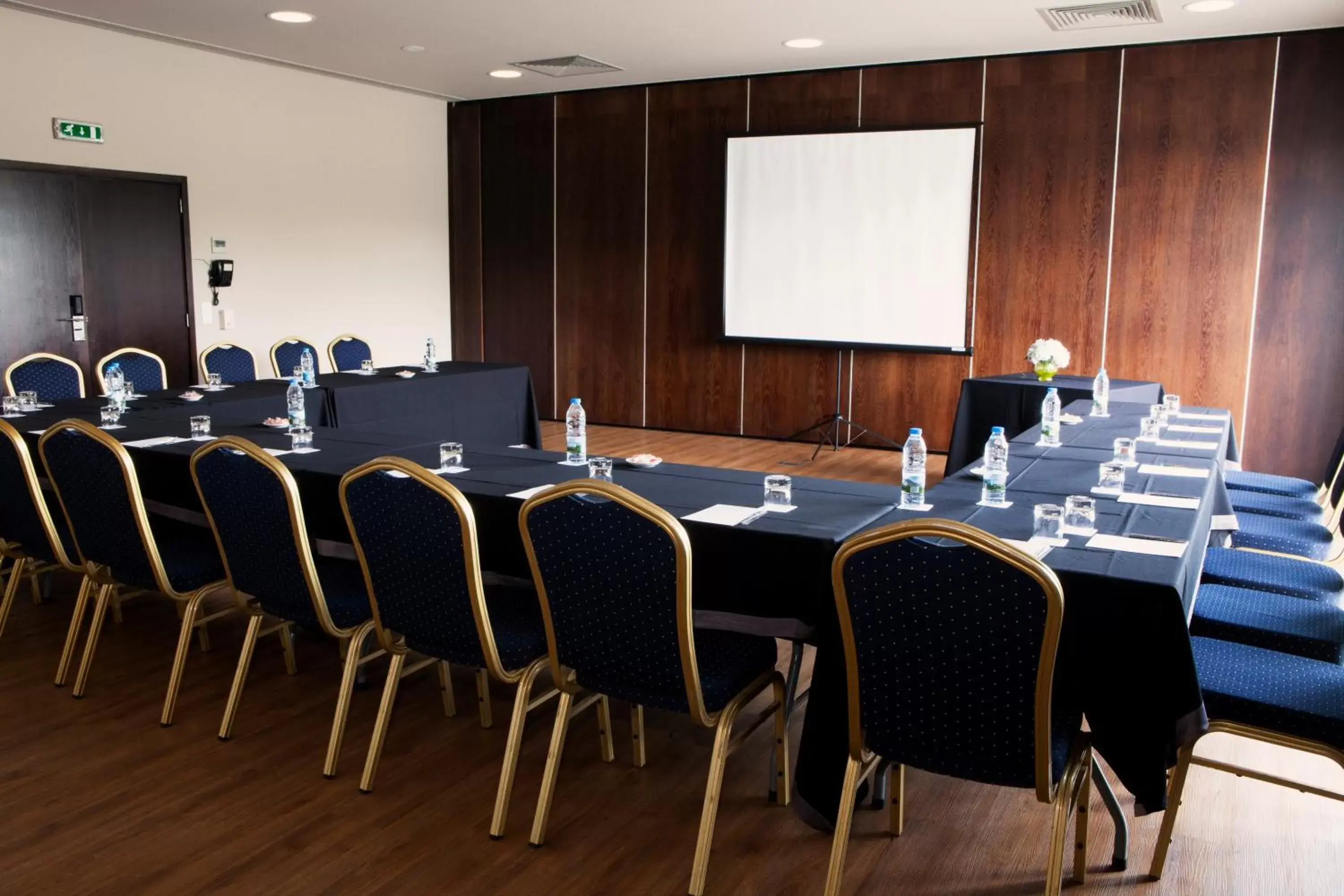 Meeting/conference room, Business Area/Conference Room in Melia Ria Hotel & Spa