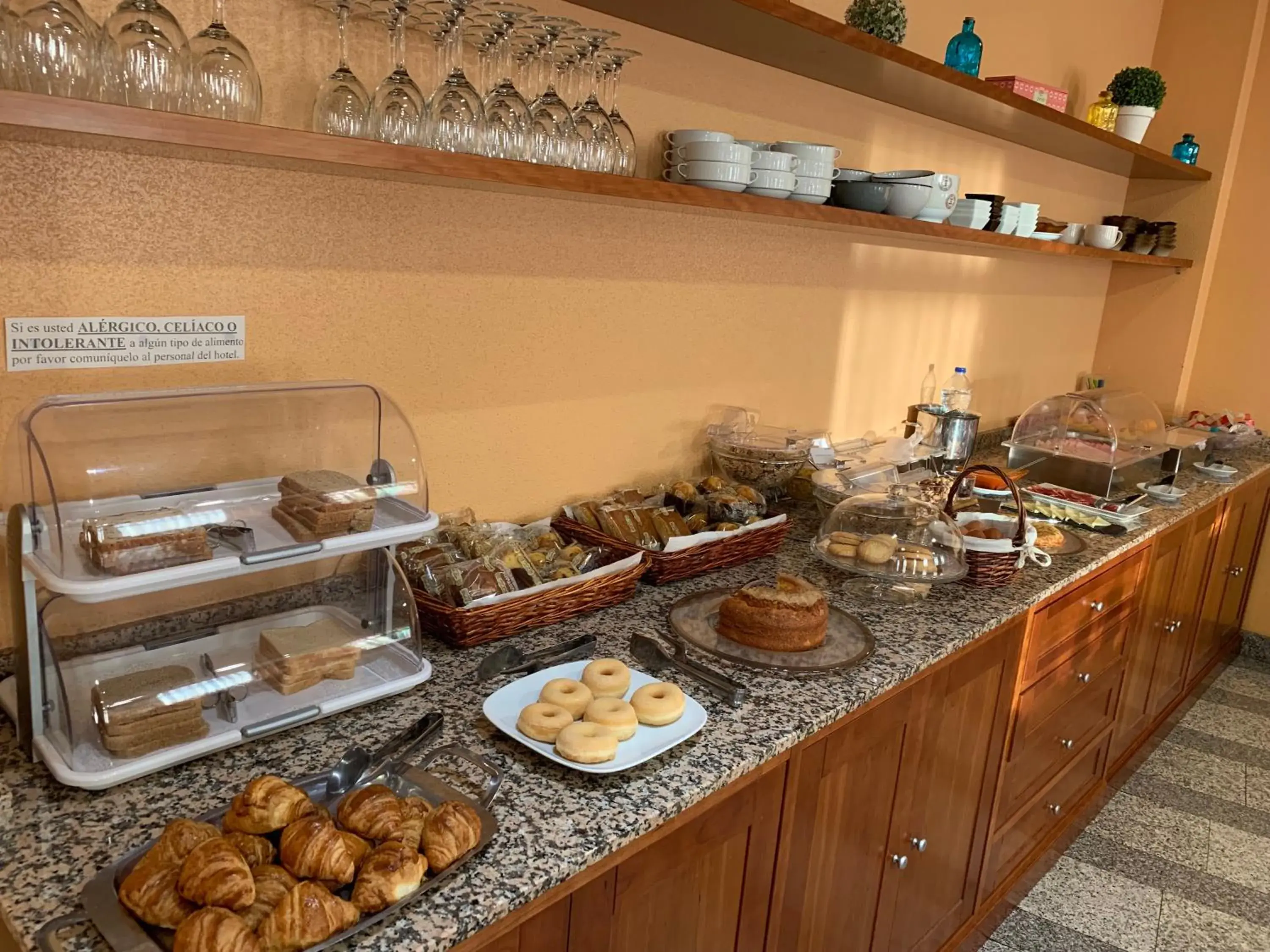 Breakfast, Food in Hotel Palacio Congresos