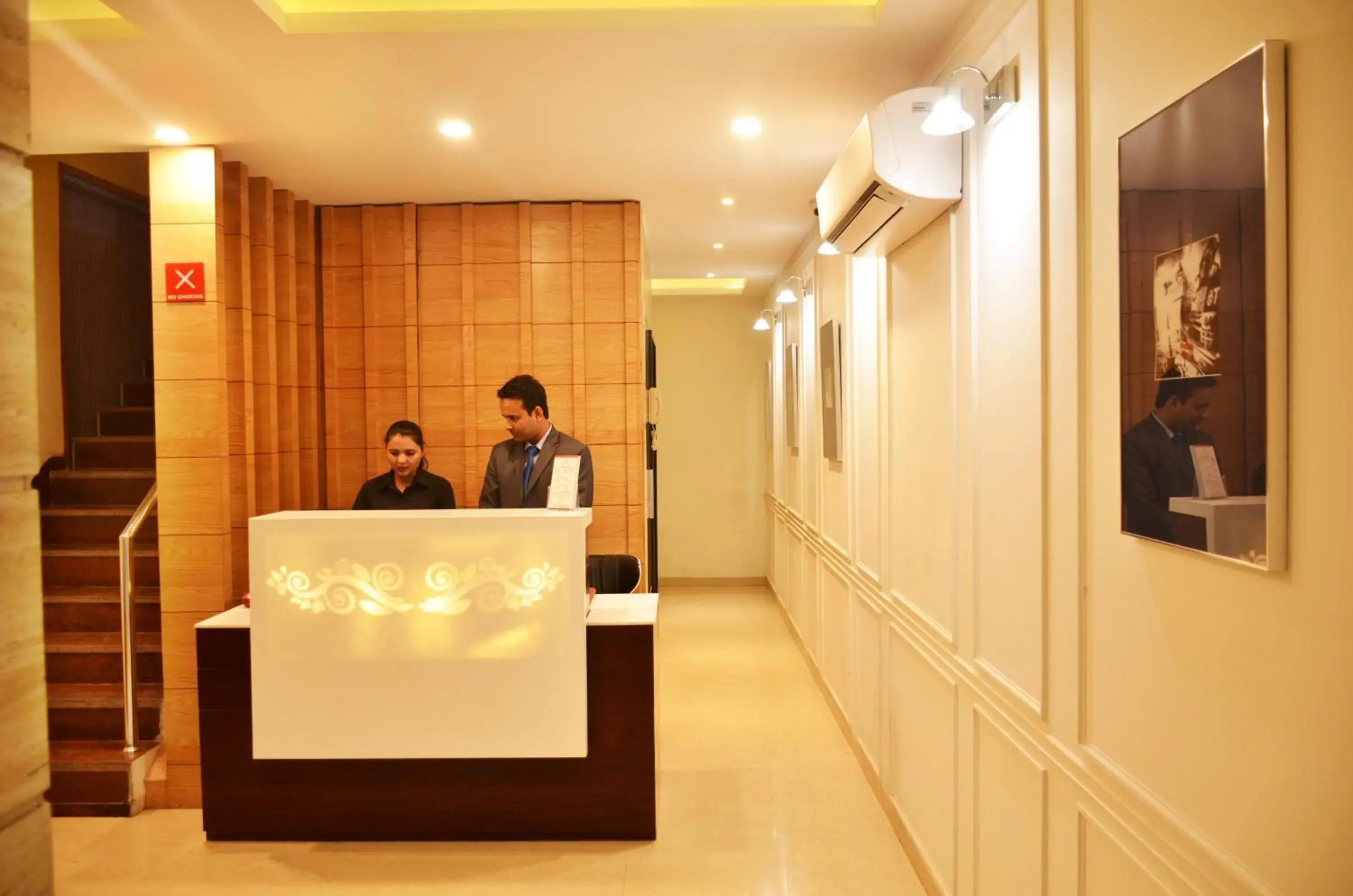 Staff, Lobby/Reception in Mint Hotel Premia Chandigarh, Zirakpur