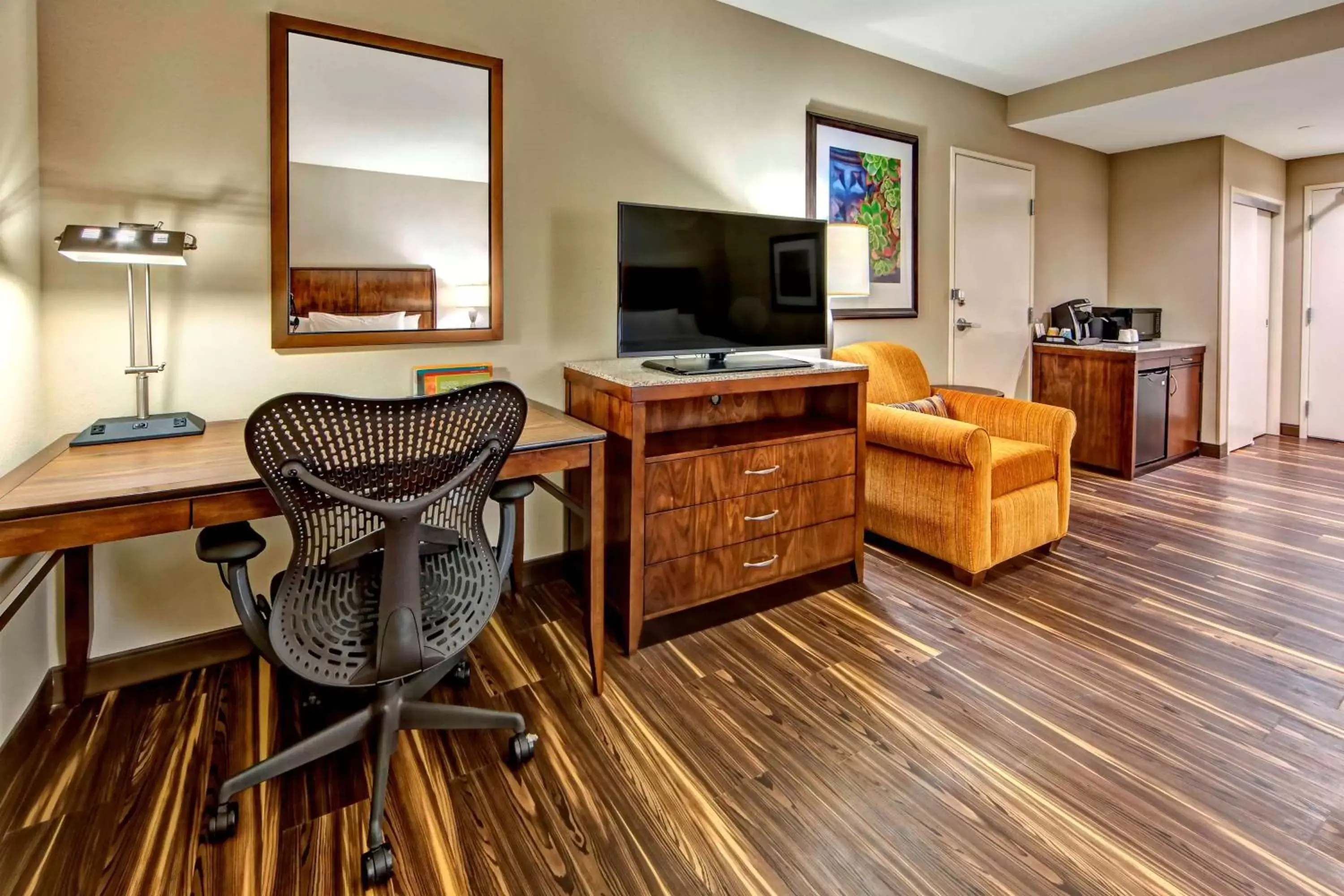 Living room, Seating Area in Hilton Garden Inn Nashville Brentwood