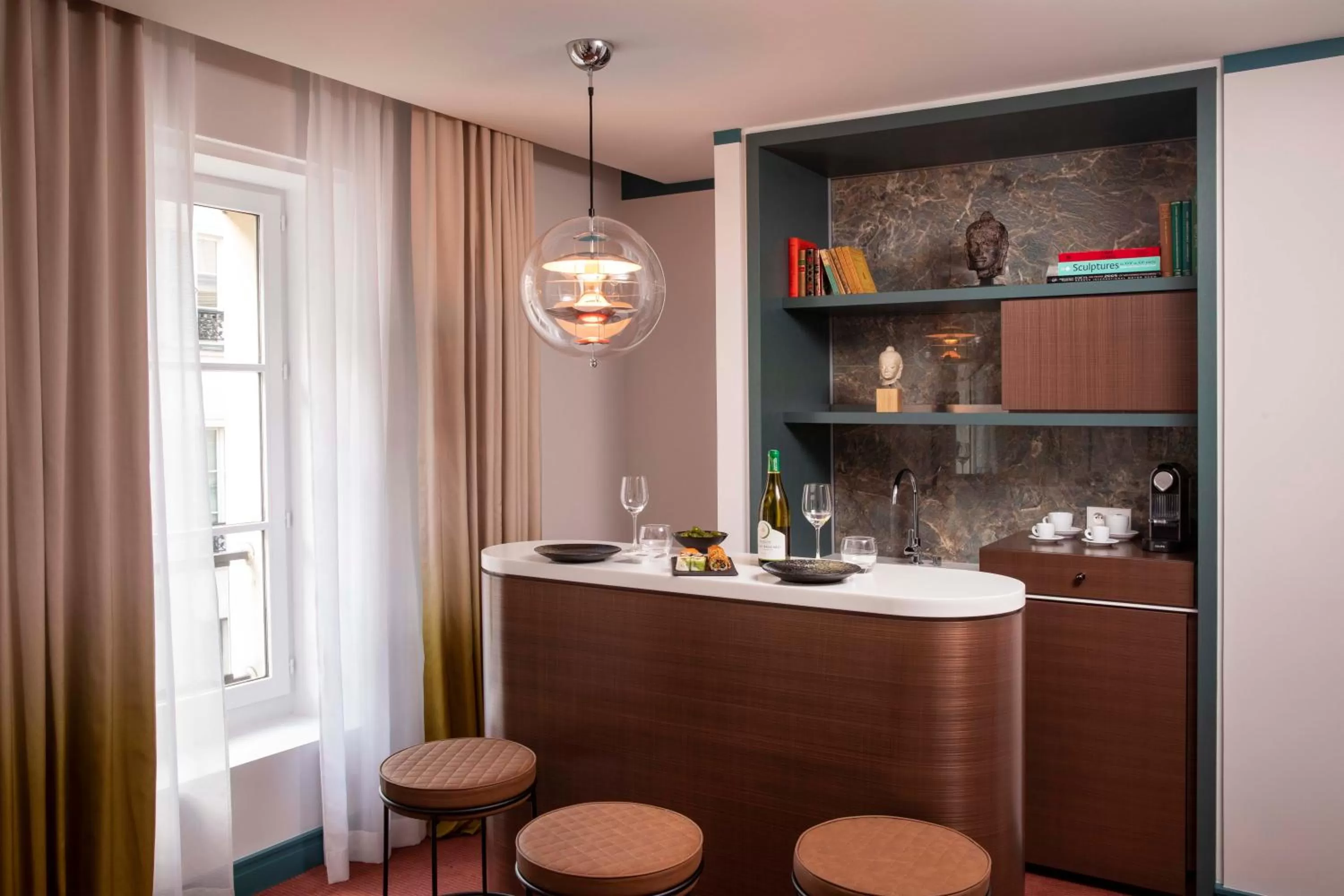 Kitchen or kitchenette in Hôtel Bel Ami