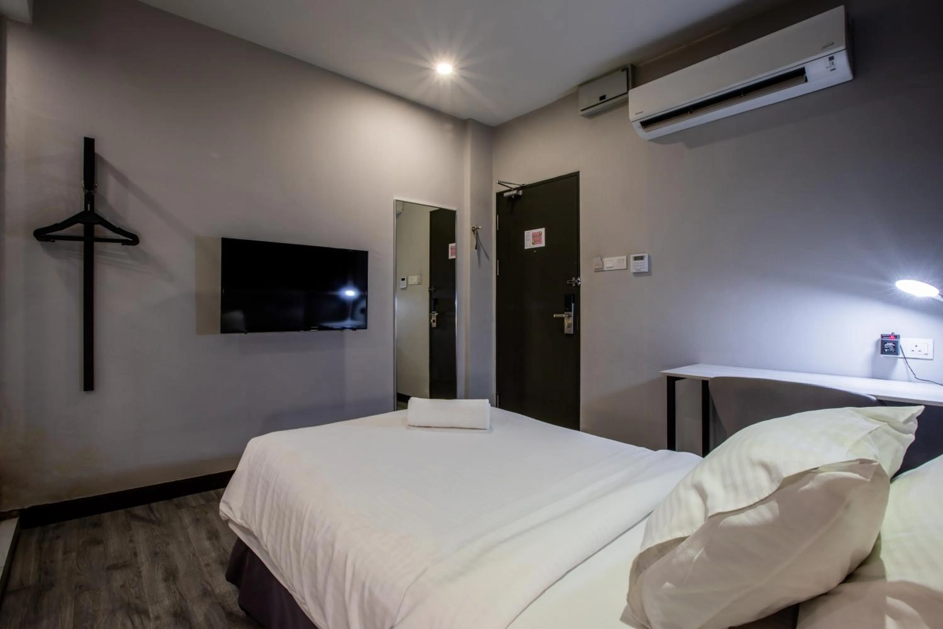 Bed in The Leverage Business hotel (Skudai)