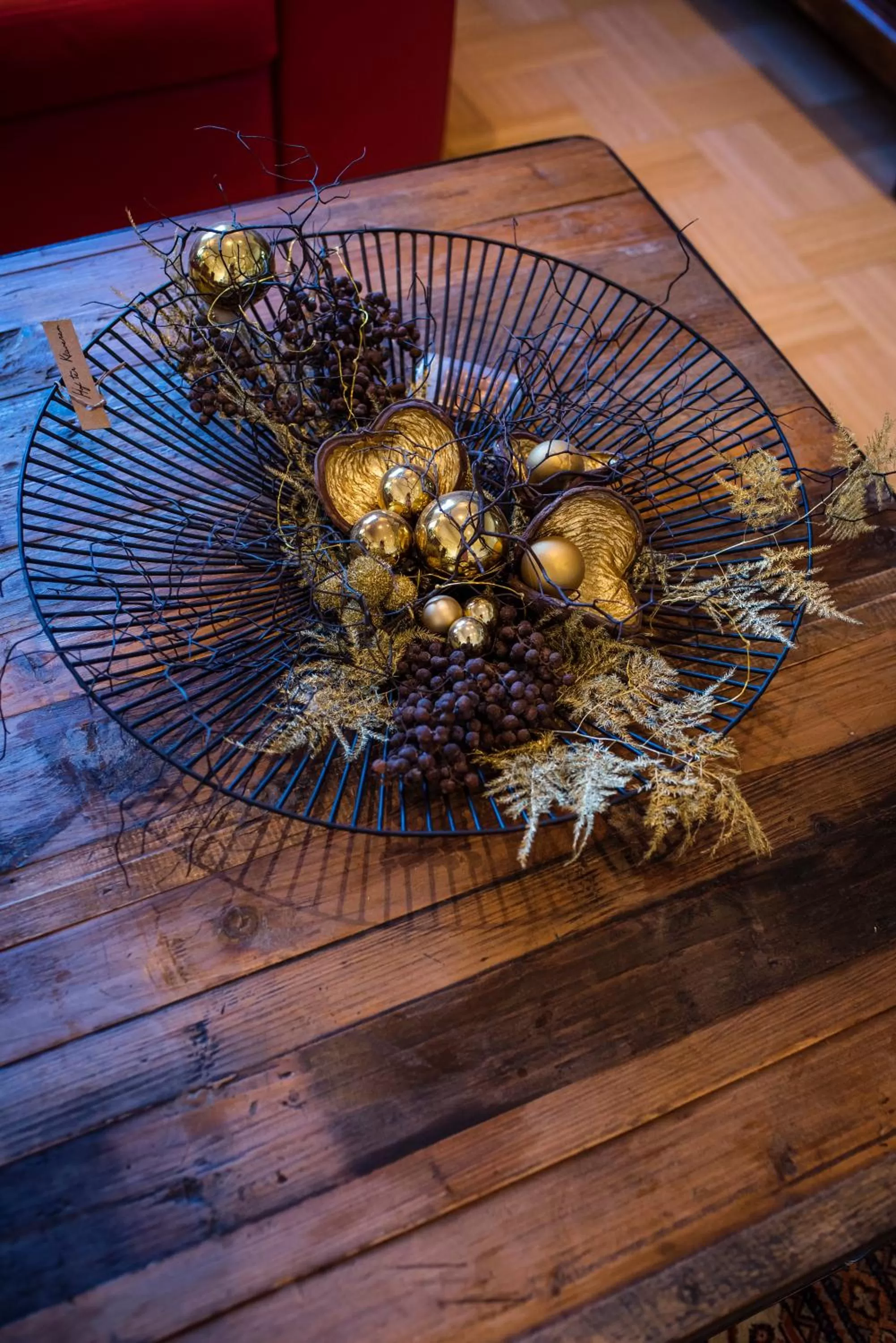 Decorative detail in Aquarand