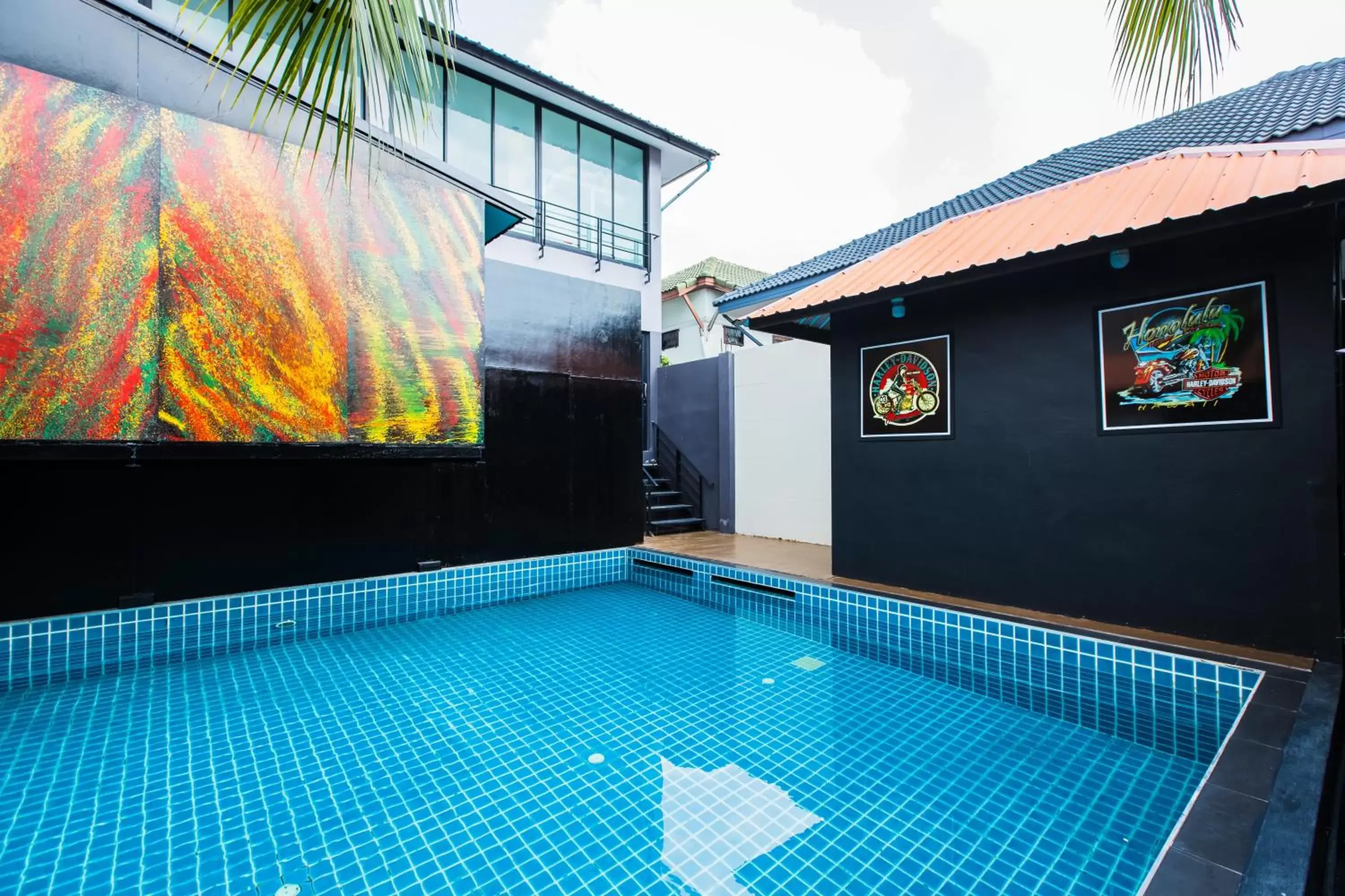 Swimming Pool in PP@Hotel Rangsit