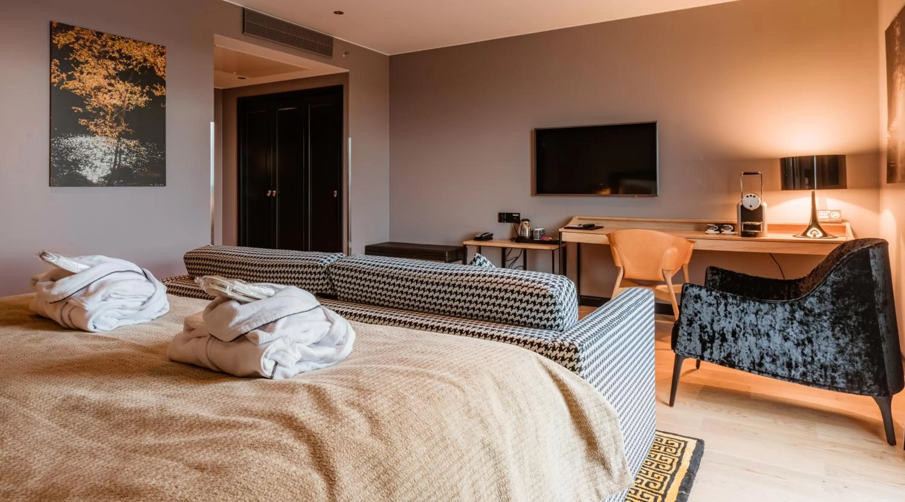 Photo of the whole room, Bed in Clarion Hotel Aviapolis