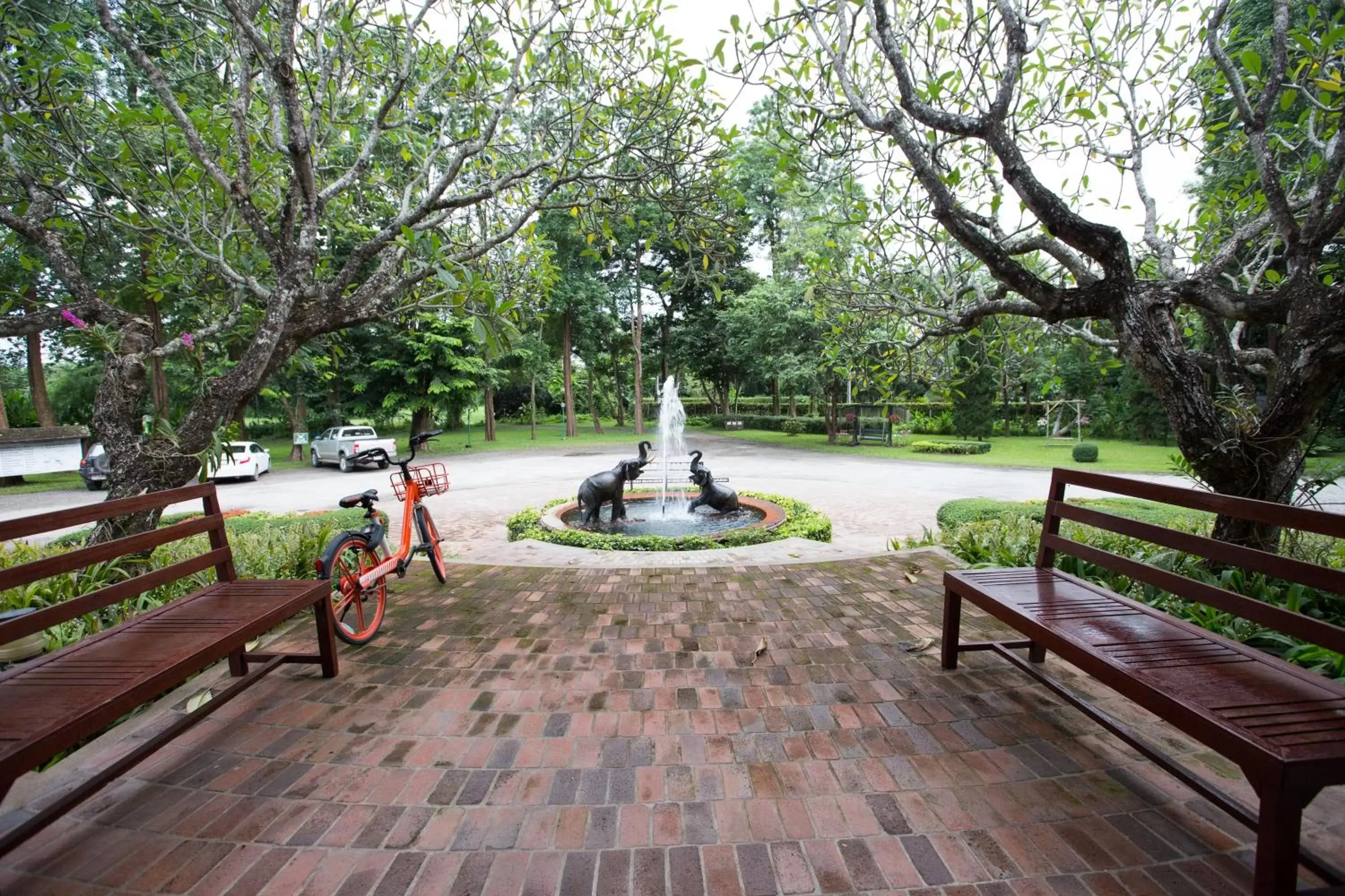 Garden view in The Imperial Chiang Mai Resort & Sports Club