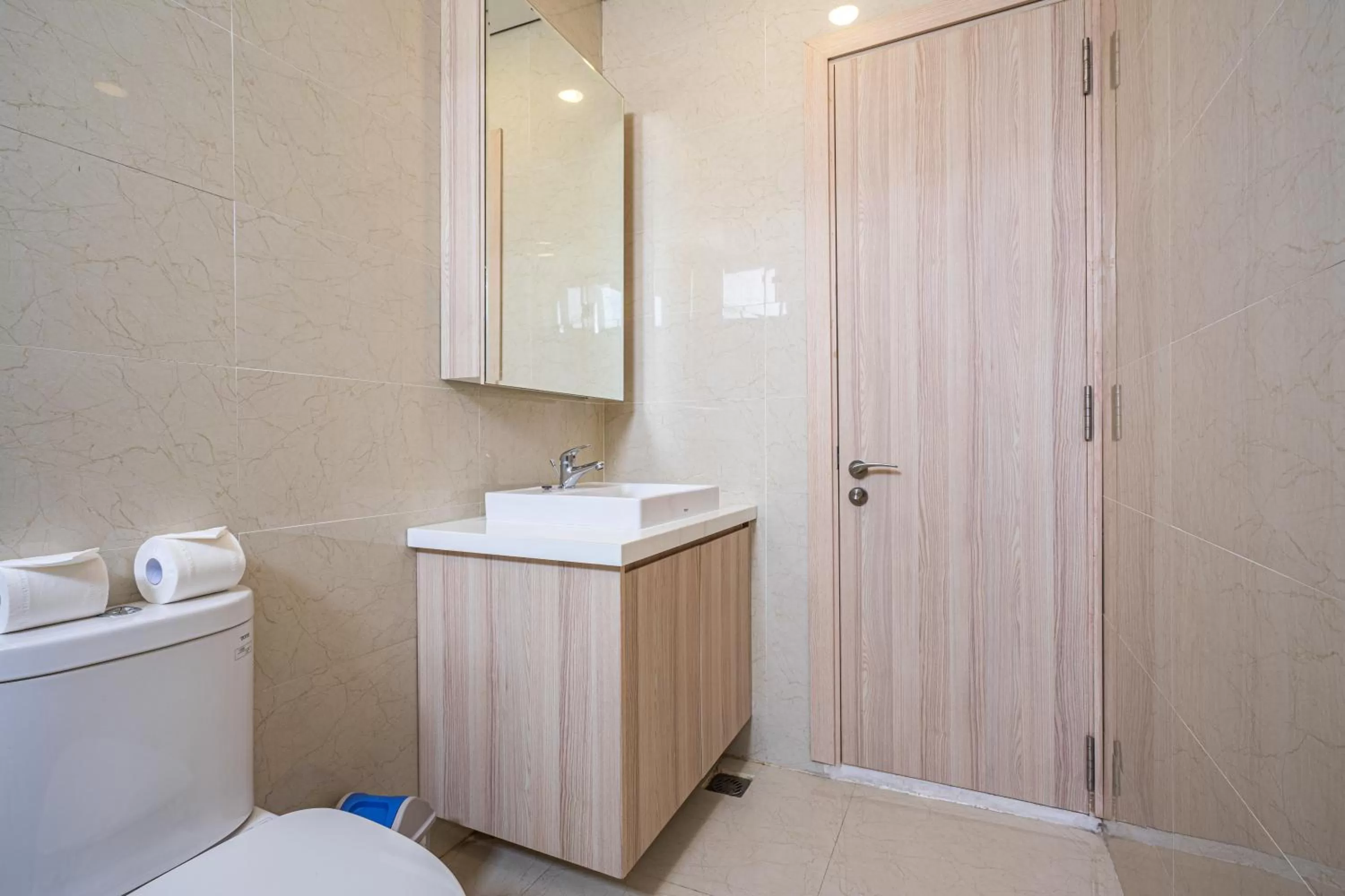 Bathroom in Luxy Park Hotel & Apartments - Notre Dame
