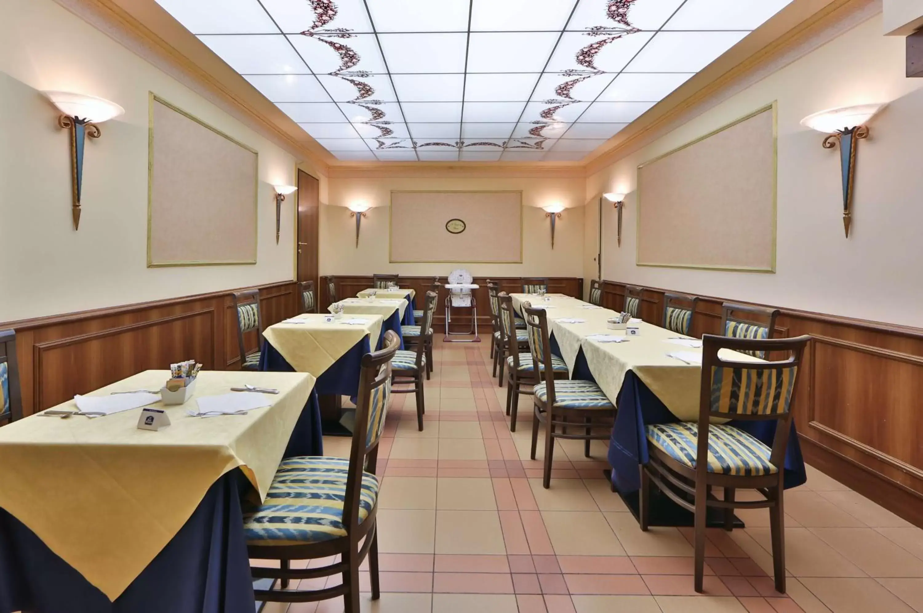 Restaurant/Places to Eat in Hotel San Donato - Bologna centro