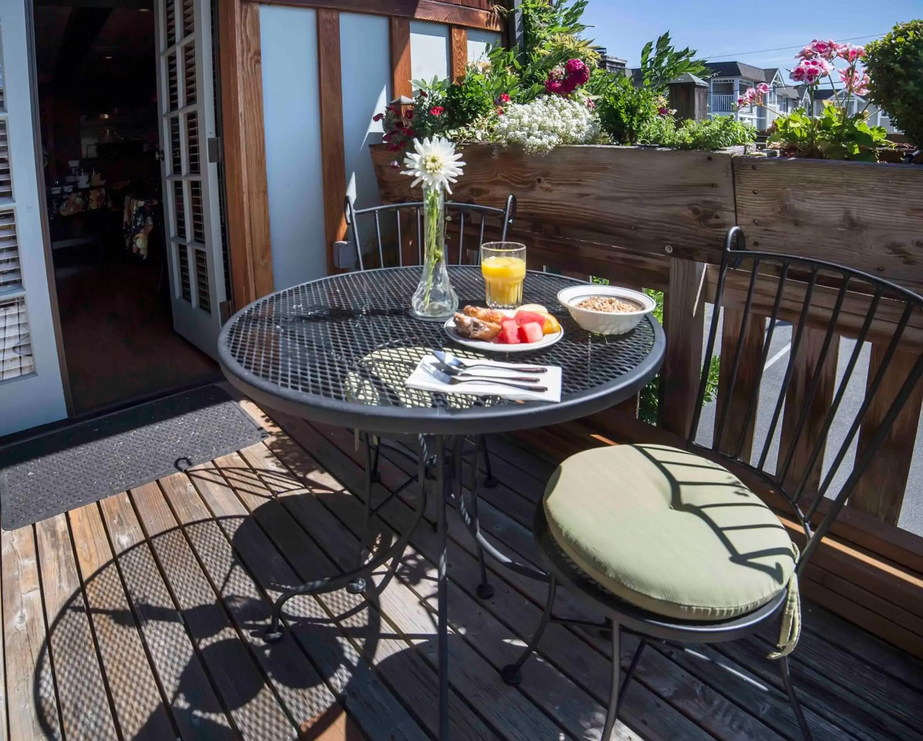 Balcony/Terrace in La Conner Channel Lodge