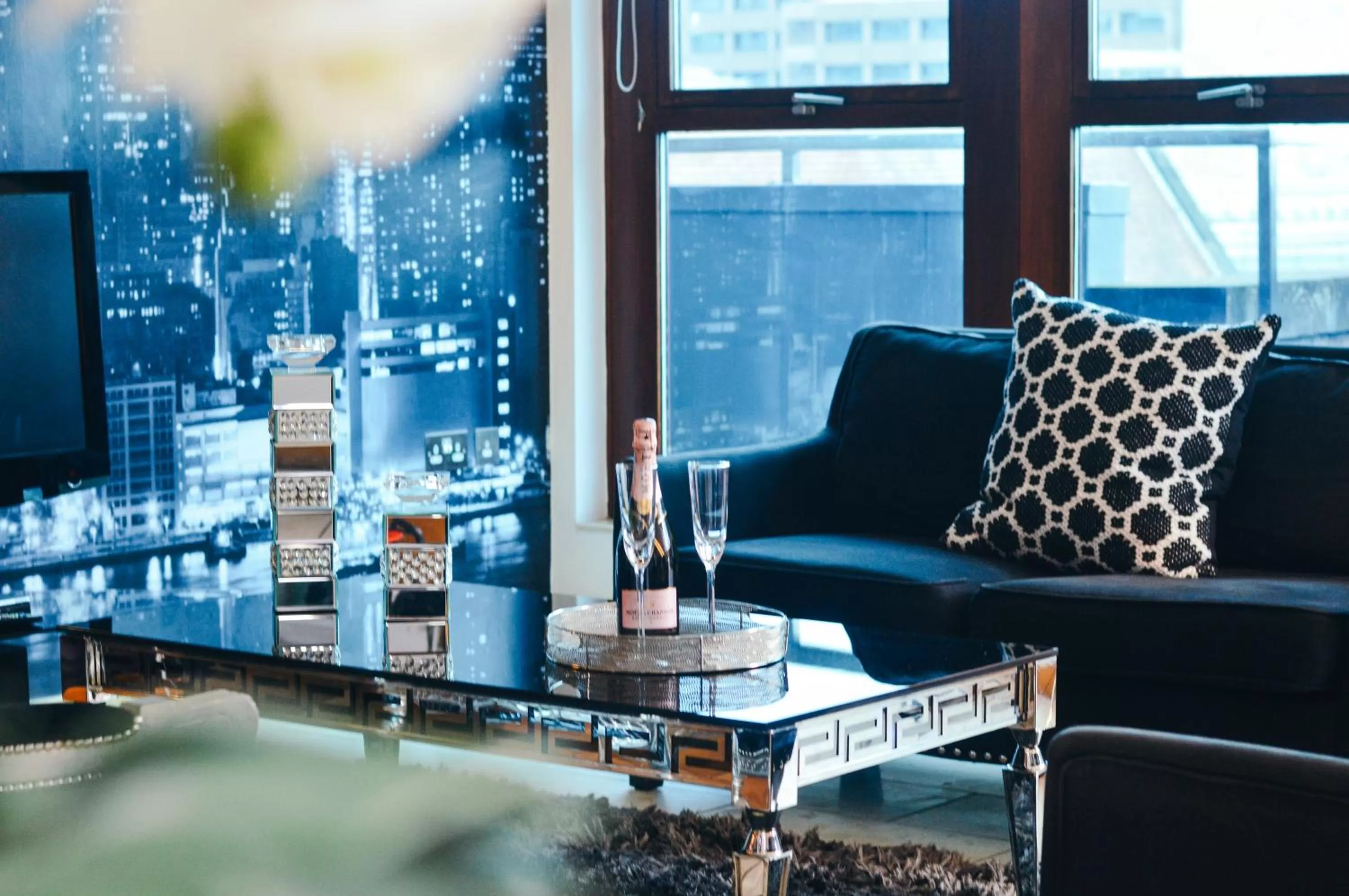 Alcoholic drinks in Posh Pads - Liverpool 1 - Apart-Hotel