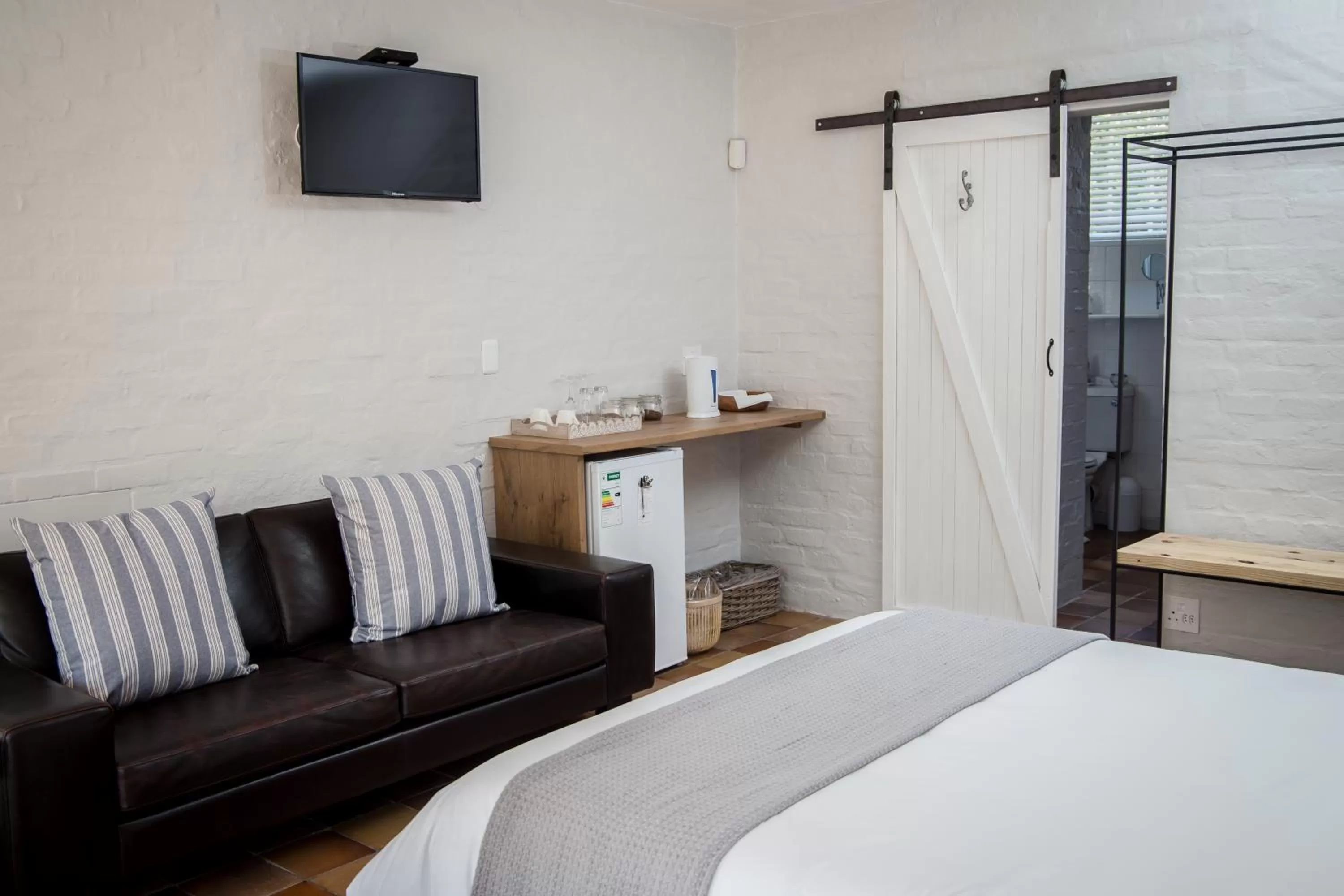 Bedroom, Bed in Raw Karoo Guest House