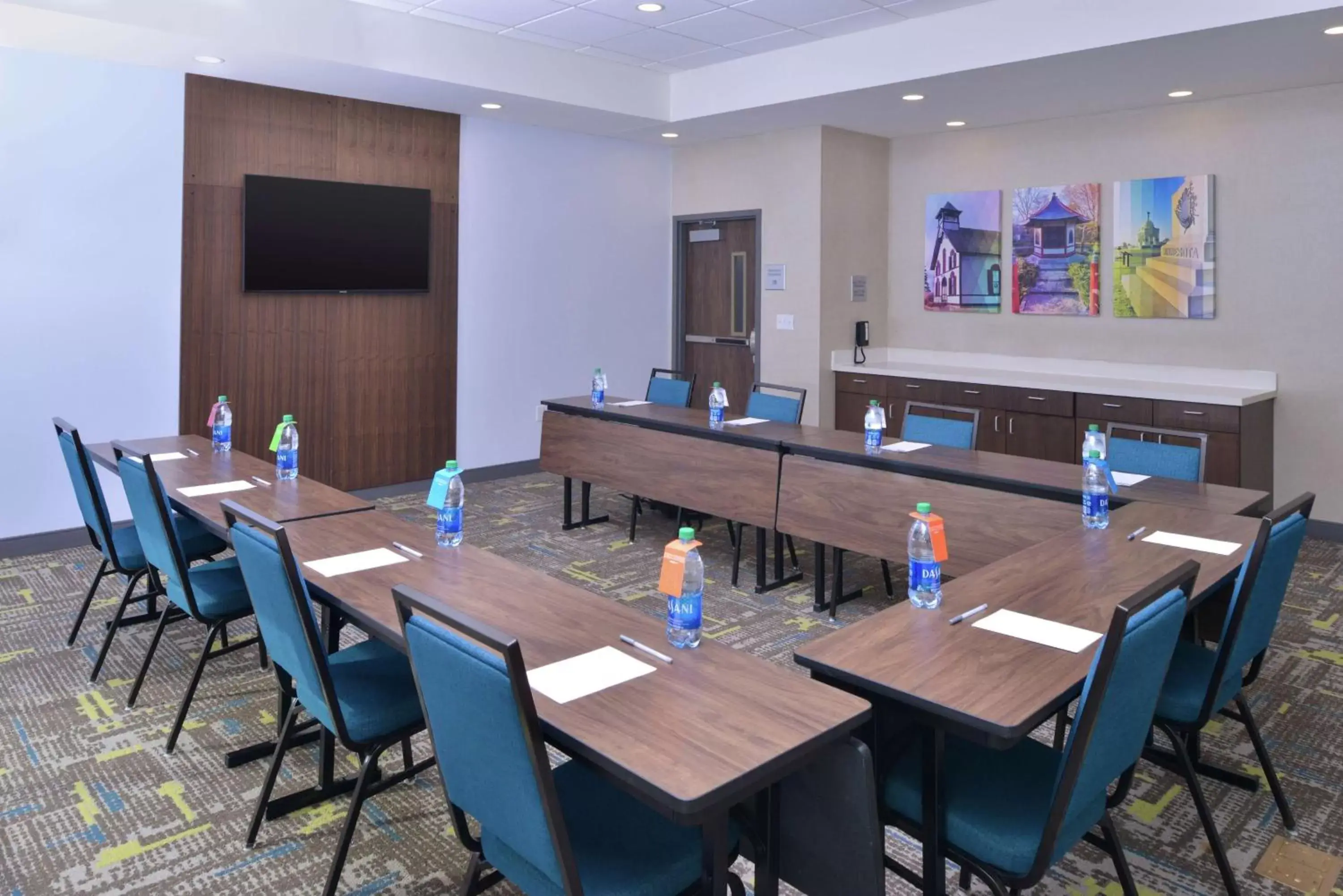 Meeting/conference room in Hampton Inn Lakeville Minneapolis, Mn