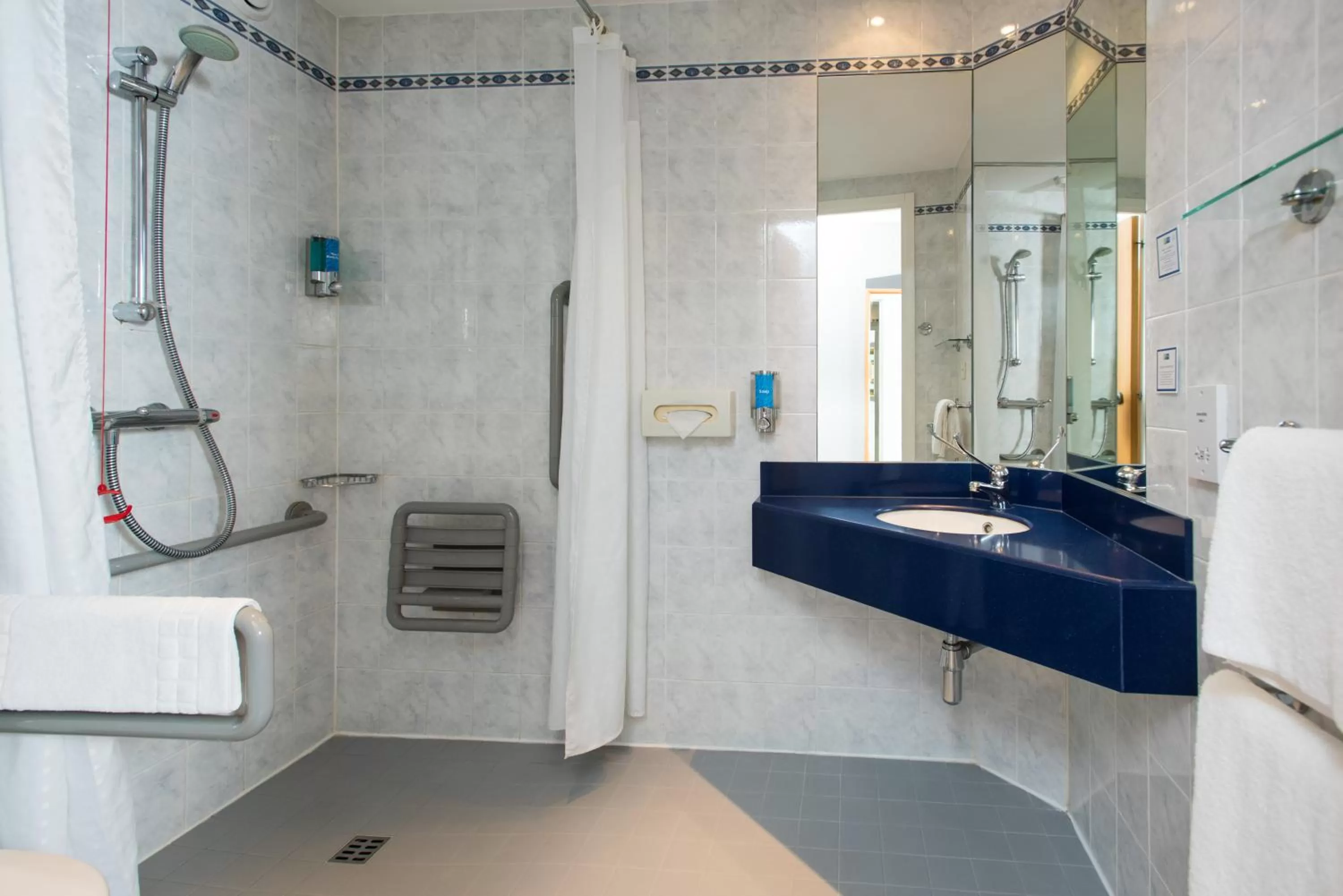 Bathroom in Holiday Inn Express Northampton - South by IHG