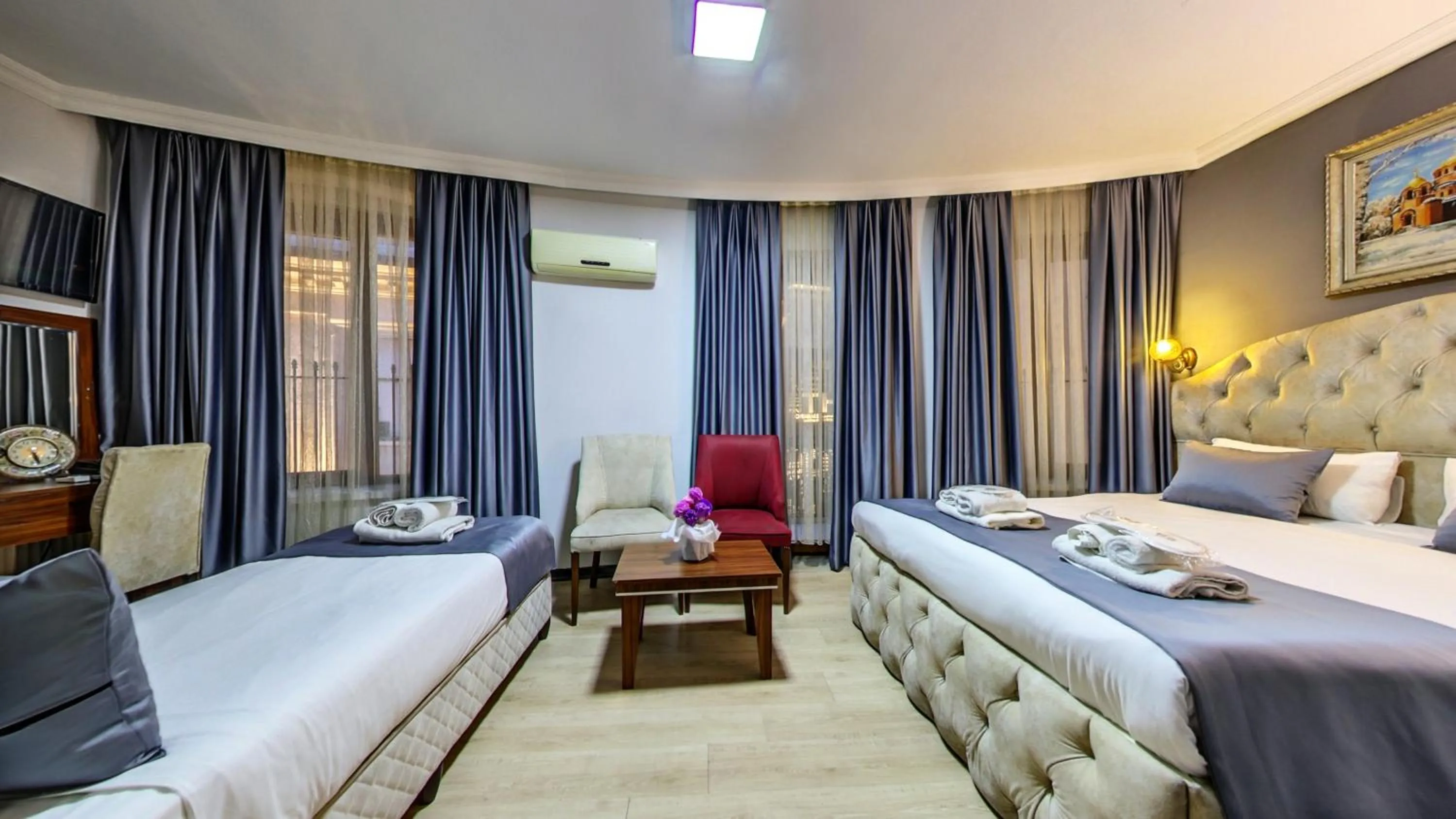 Bed in Hotel Mara İstanbul