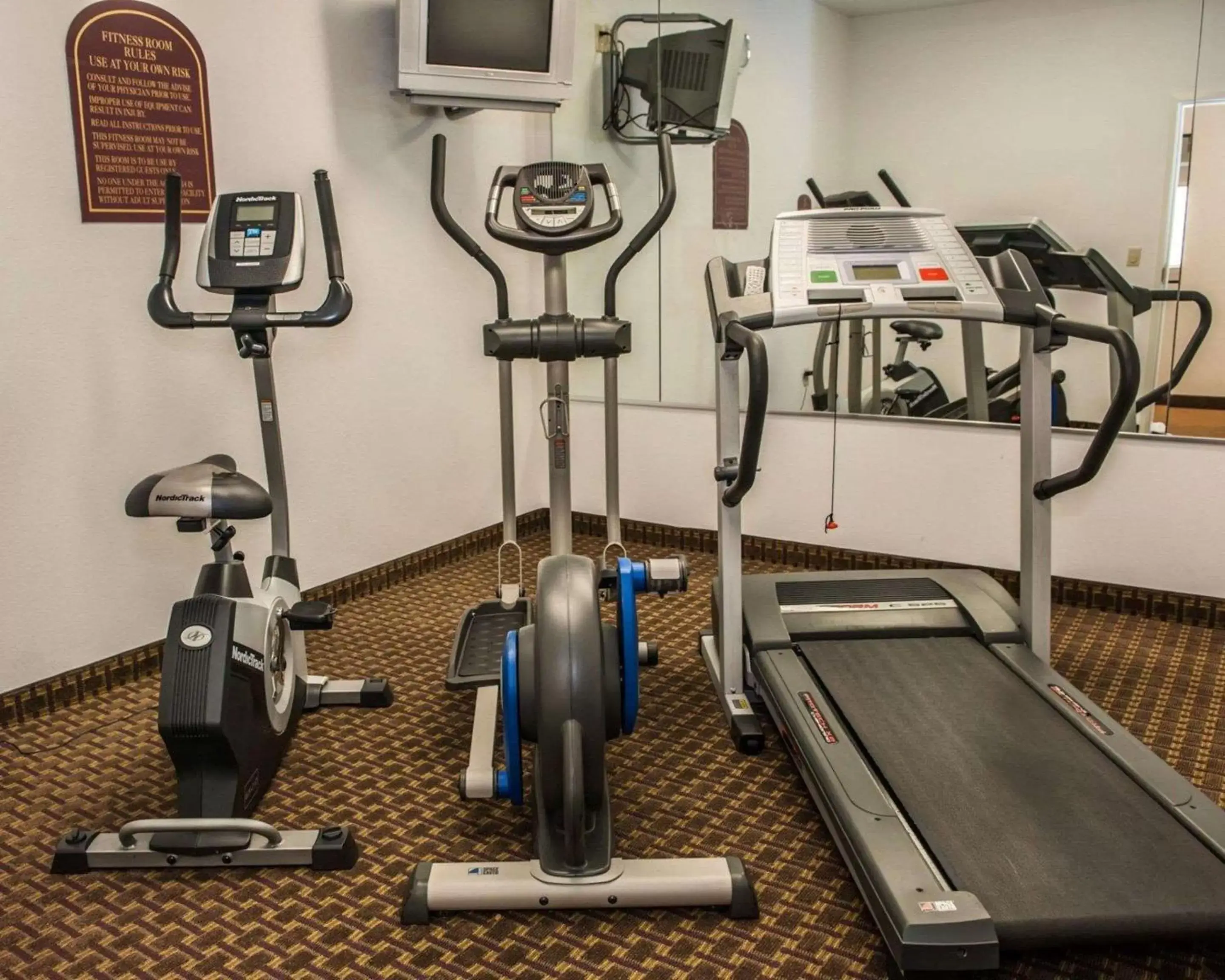 Fitness centre/facilities, Fitness Center/Facilities in Sleep Inn South Bend Airport
