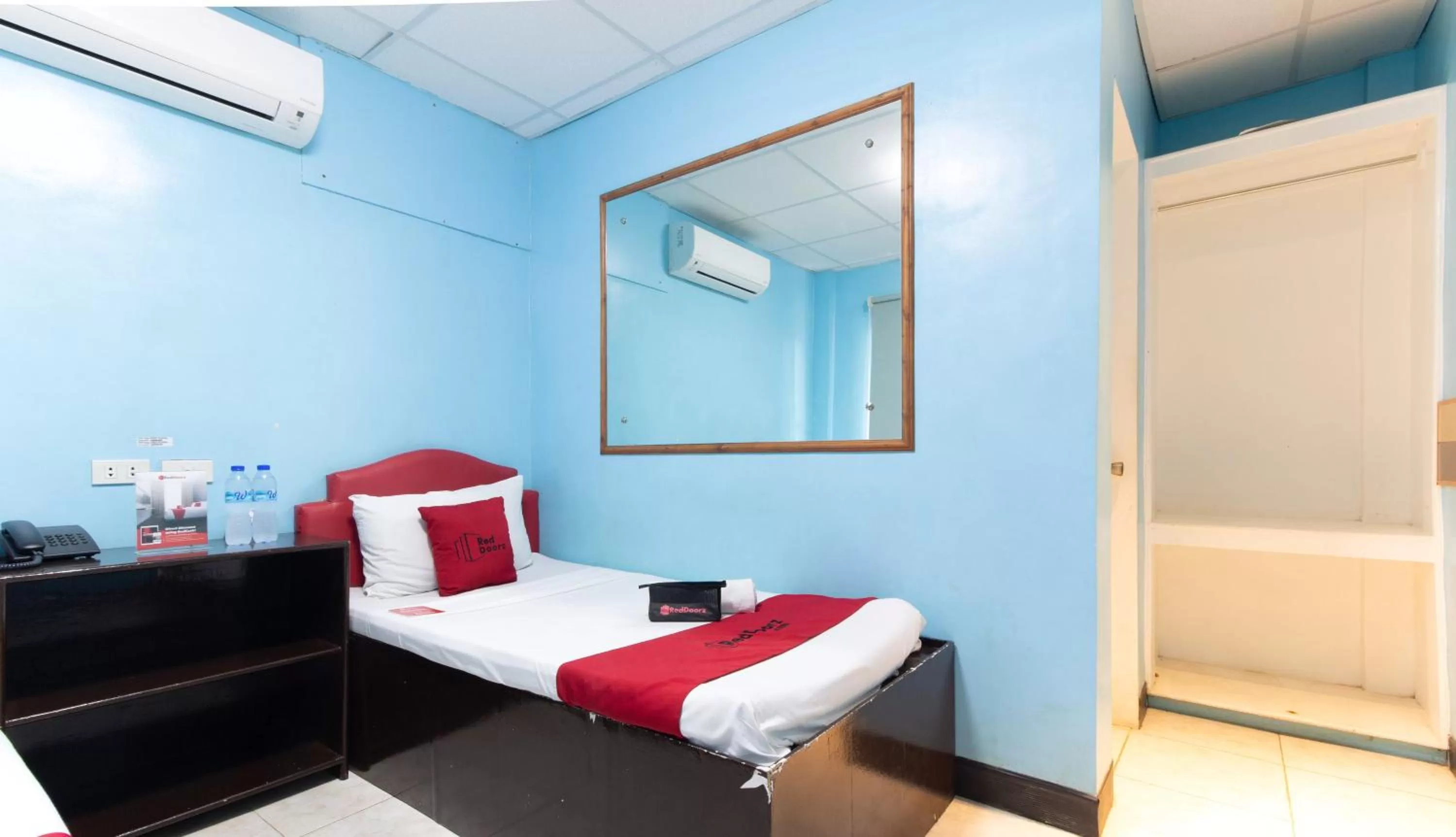 Bedroom, Bed in RedDoorz @ Picas Sagkahan Tacloban