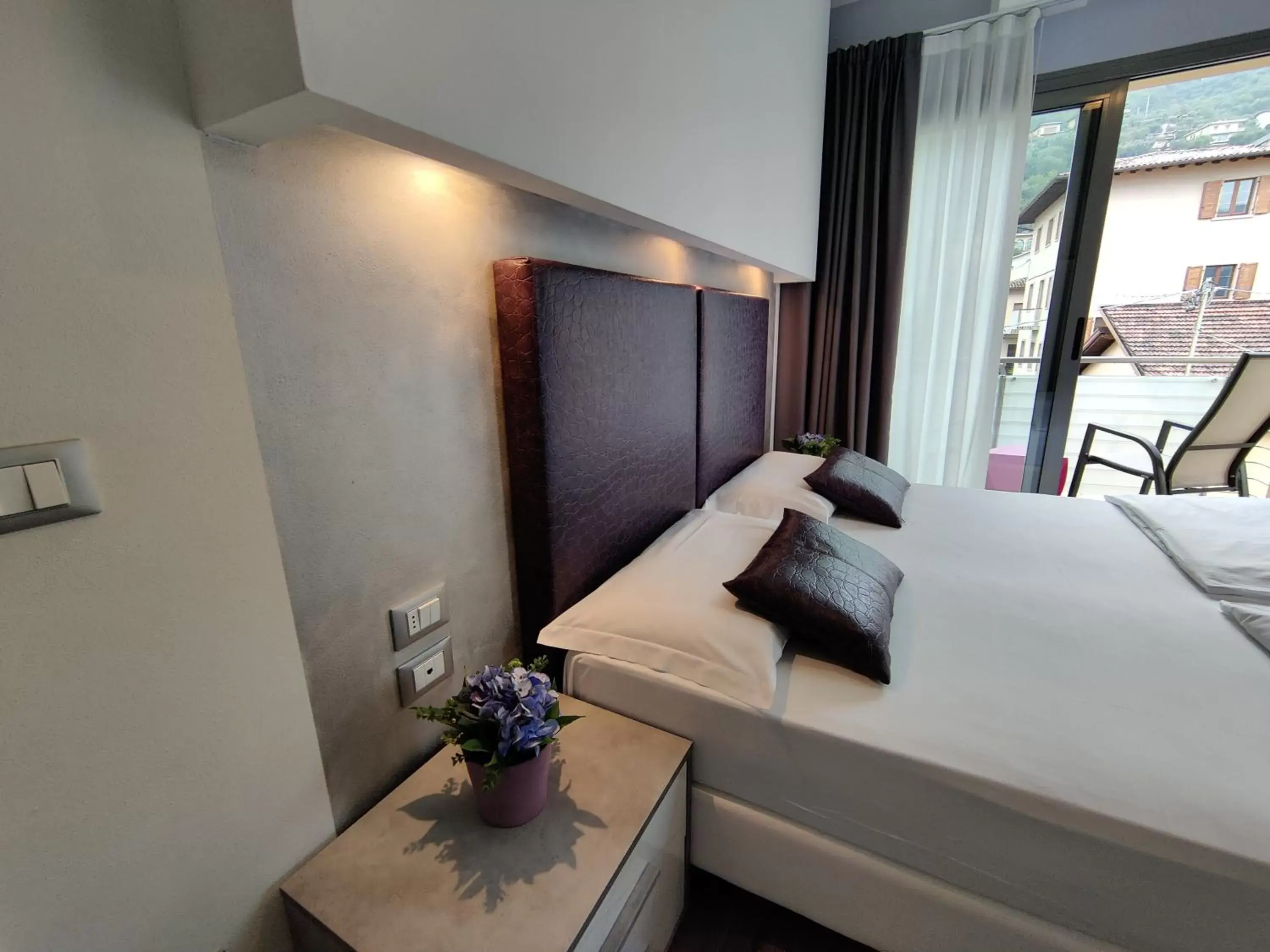 Bedroom, Bed in Gardesana Active Apartments