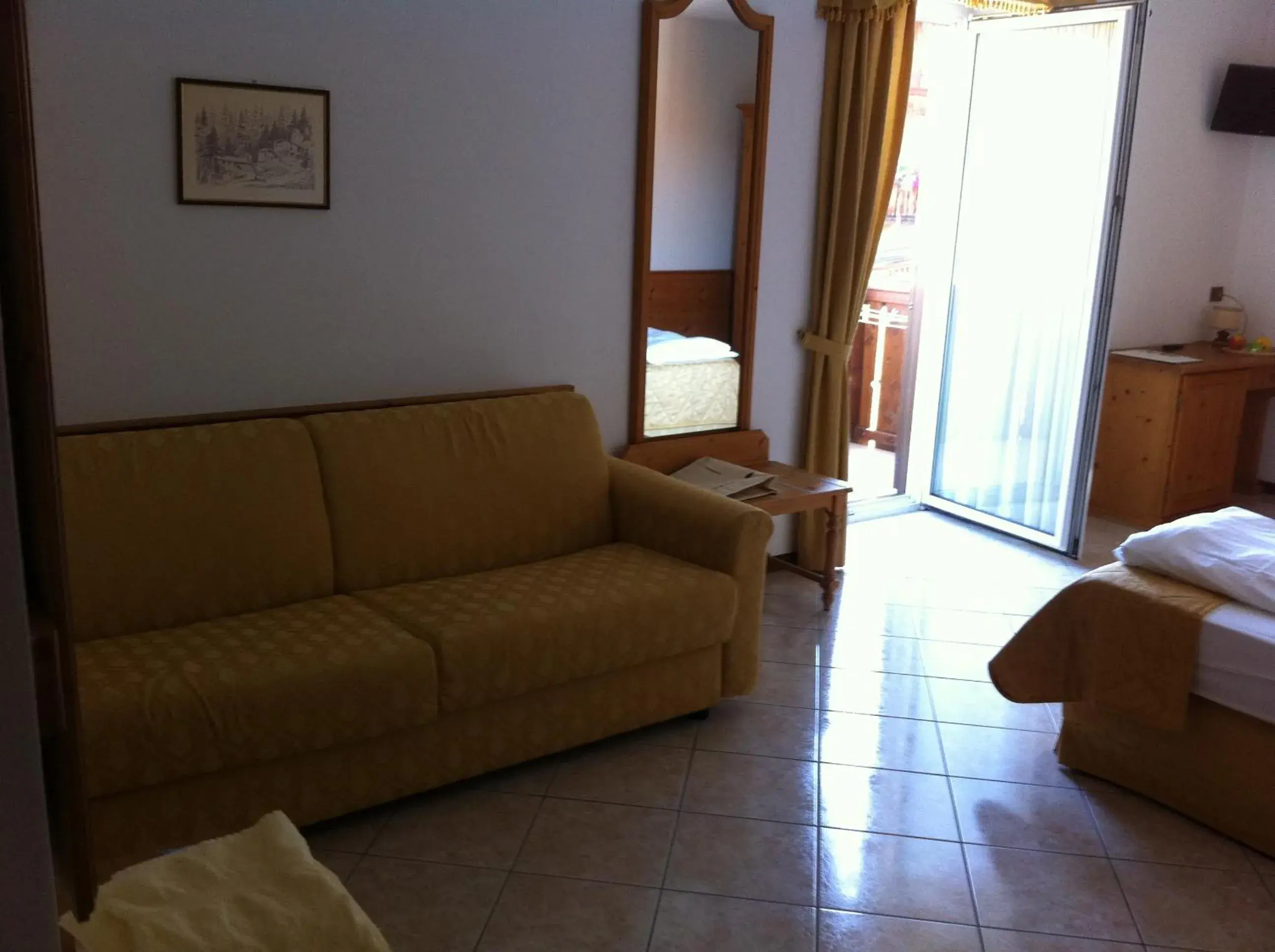 Photo of the whole room, Seating Area in Pineta Nature Resort - Wellness & SPA