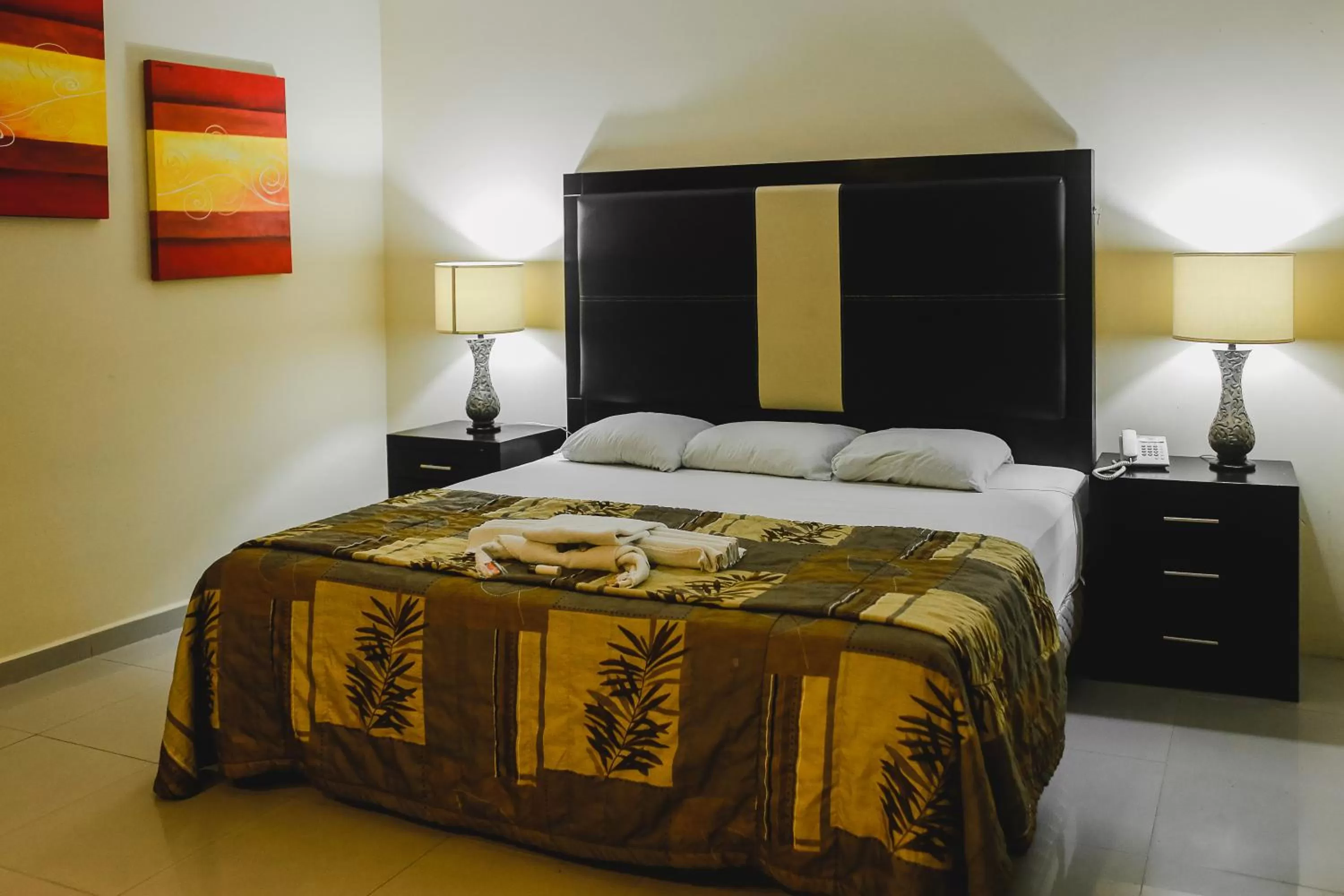 Photo of the whole room, Bed in Hotel Plaza Mirador