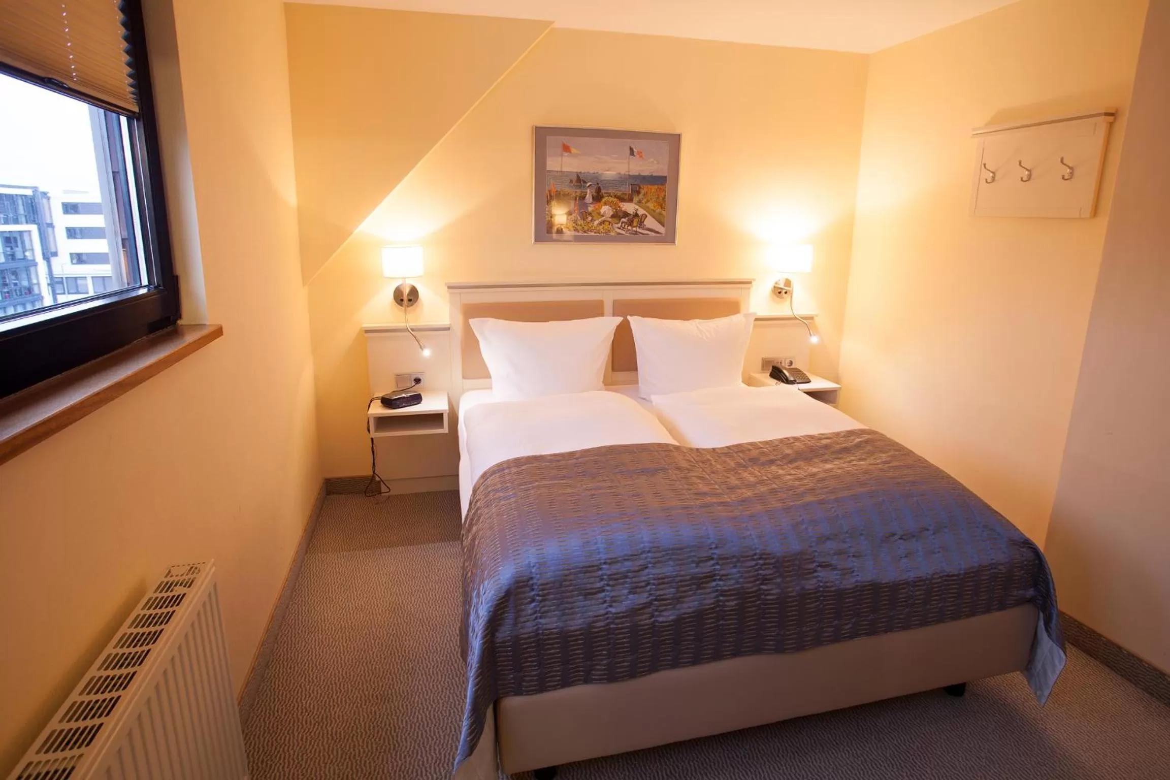 Photo of the whole room, Bed in Centro Hotel Goya Wolfsburg City, Trademark Collection by Wyndham