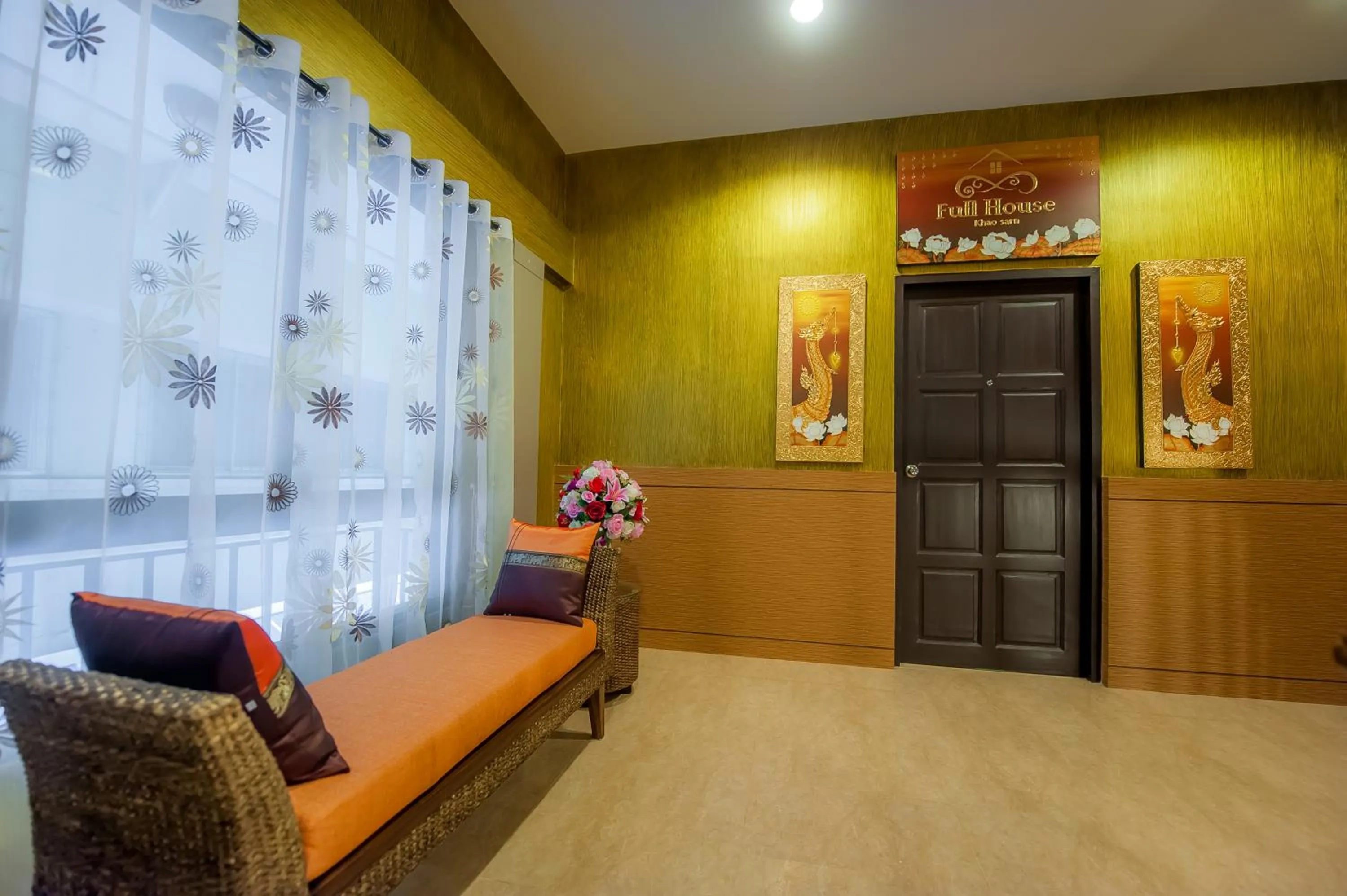 Property building in Full House