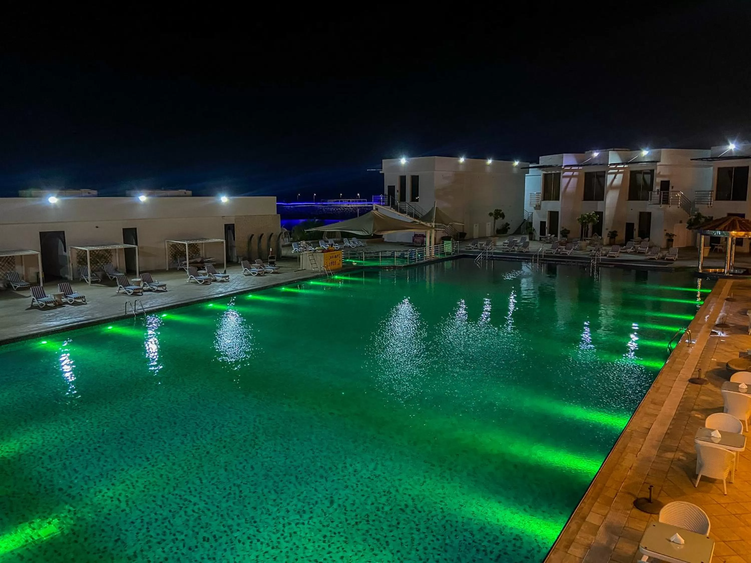Swimming pool in Mirage Bab Al Bahr