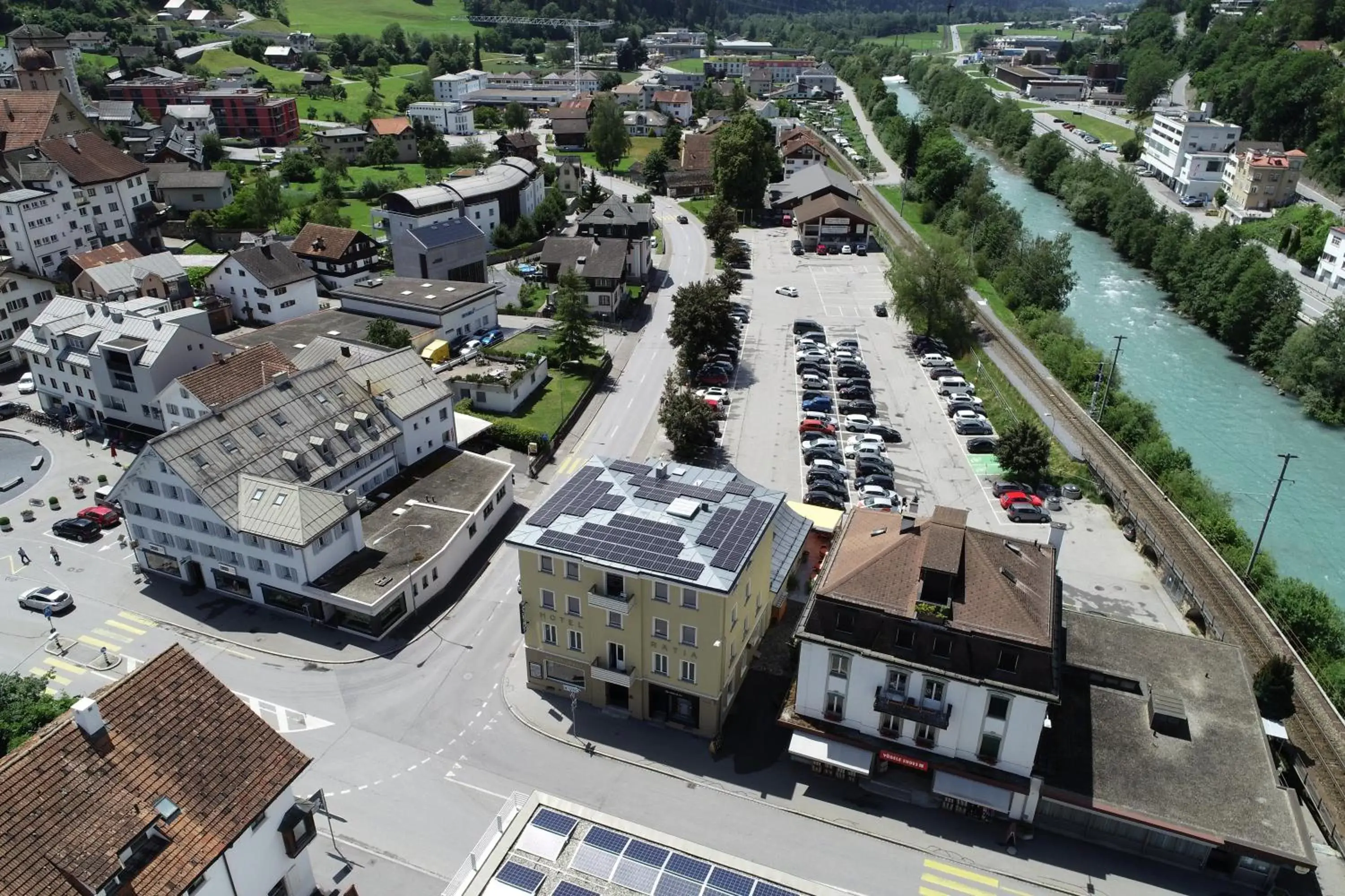 Natural landscape, Bird's-eye View in Hotel Rätia