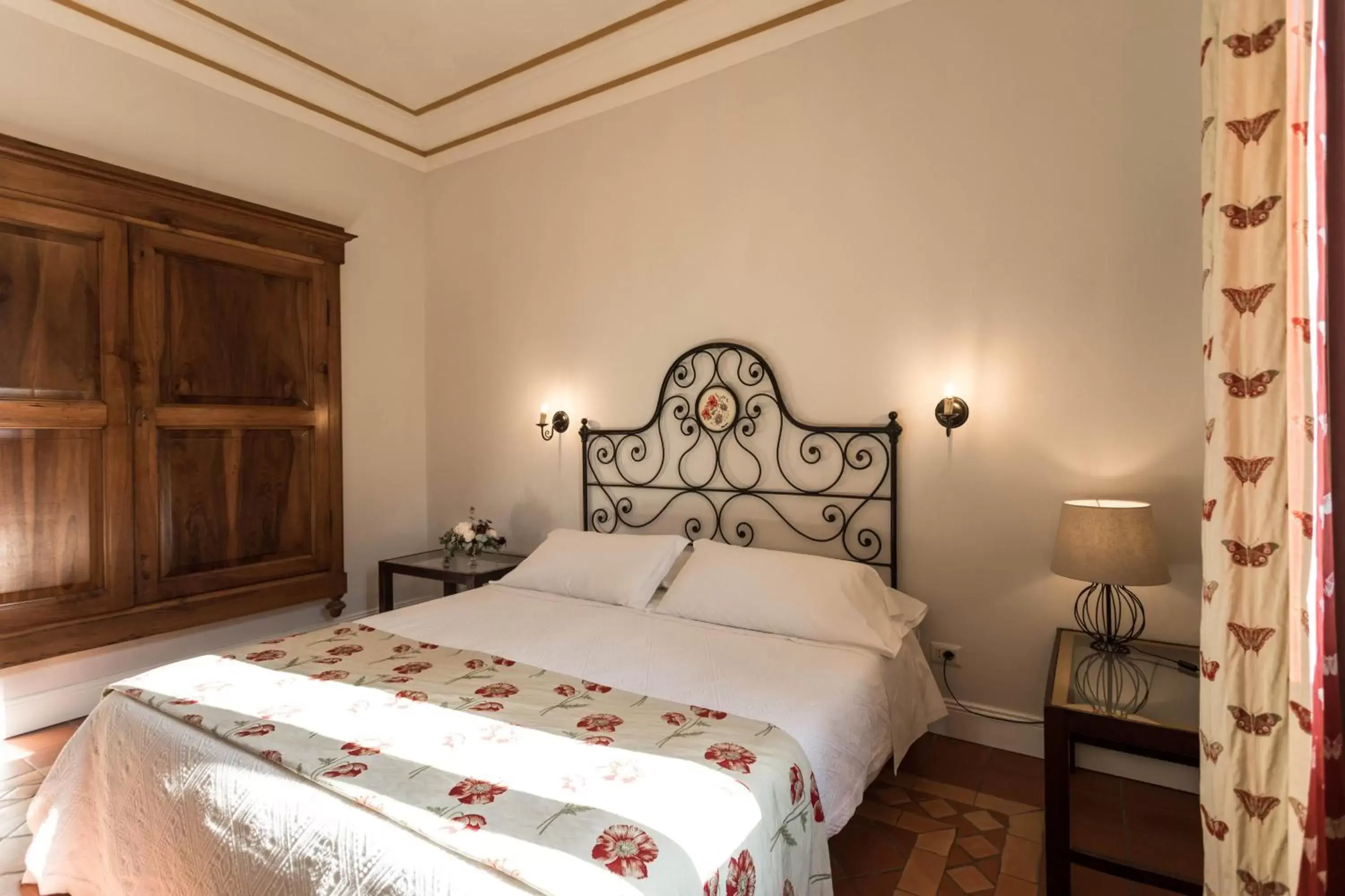 Bed in Albergo Ristorante Madonnina