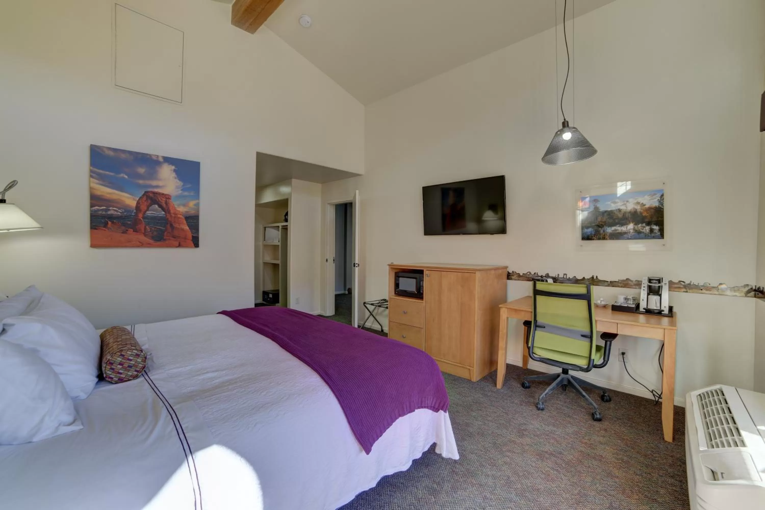 TV and multimedia, Bed in The Gonzo Inn