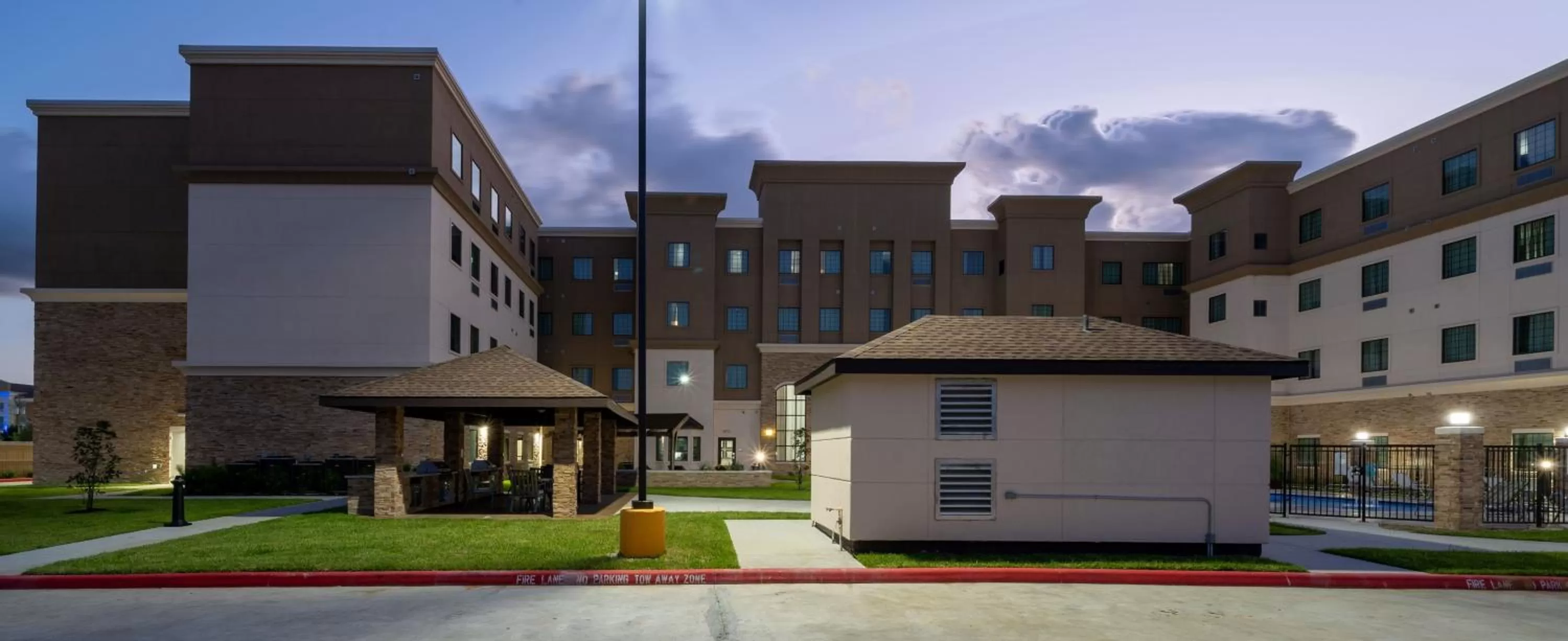 Property building in Staybridge Suites Houston East - Baytown by IHG
