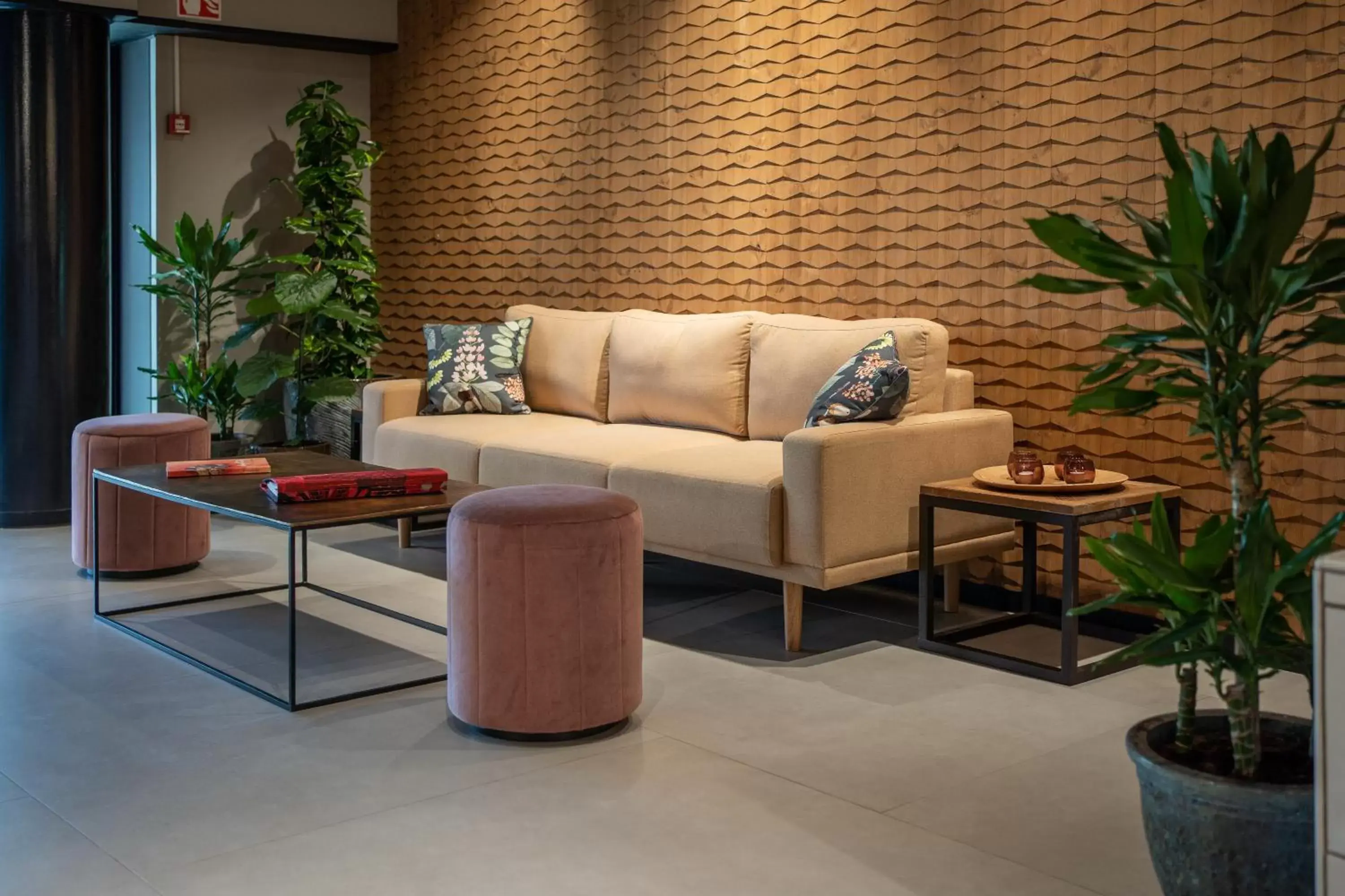 Lobby or reception, Seating Area in Original Sokos Hotel Vaakuna Kouvola